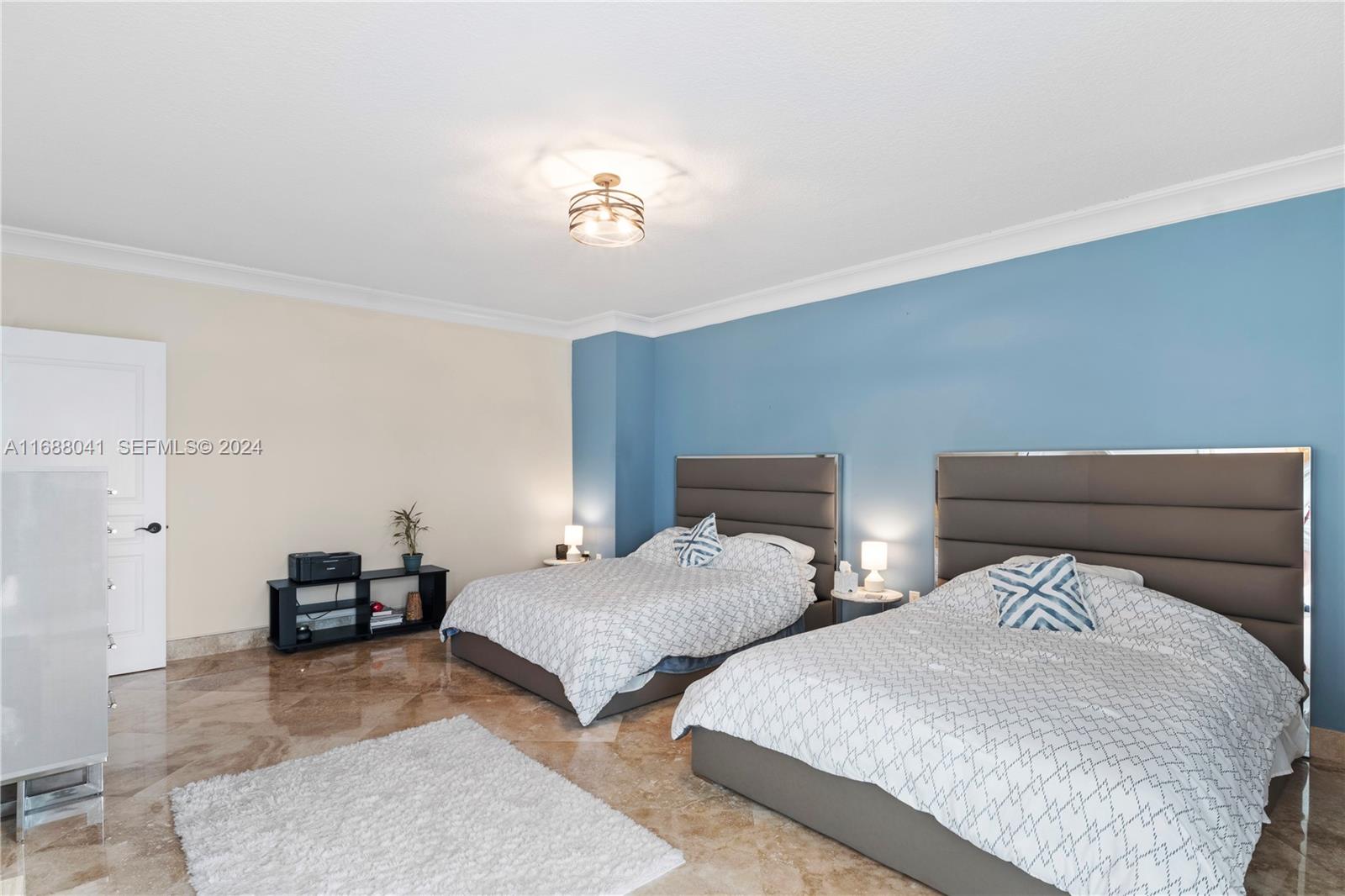 1460 S Ocean Boulevard 304, Lauderdale-By-The-Sea Unit: 304