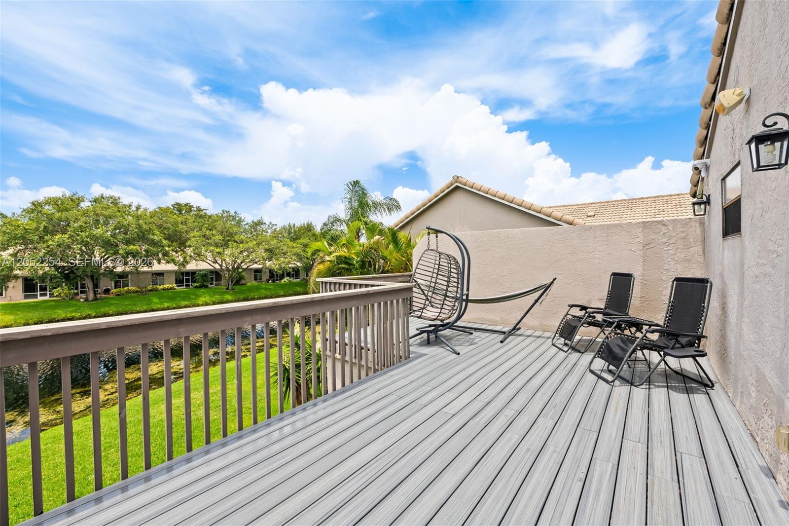 5285 Monterey Circle I-(60)