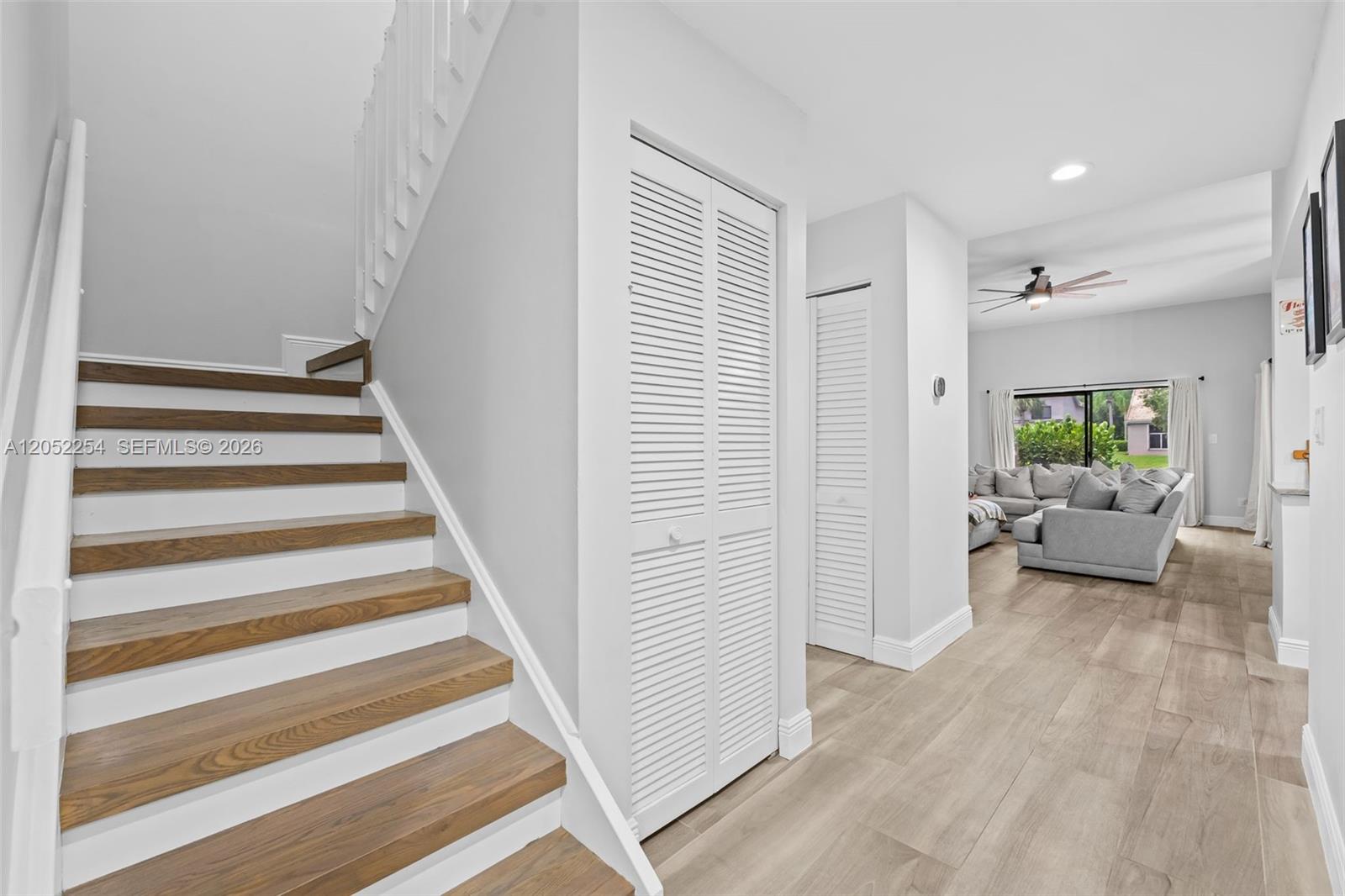 5285 Monterey Circle I-(60)