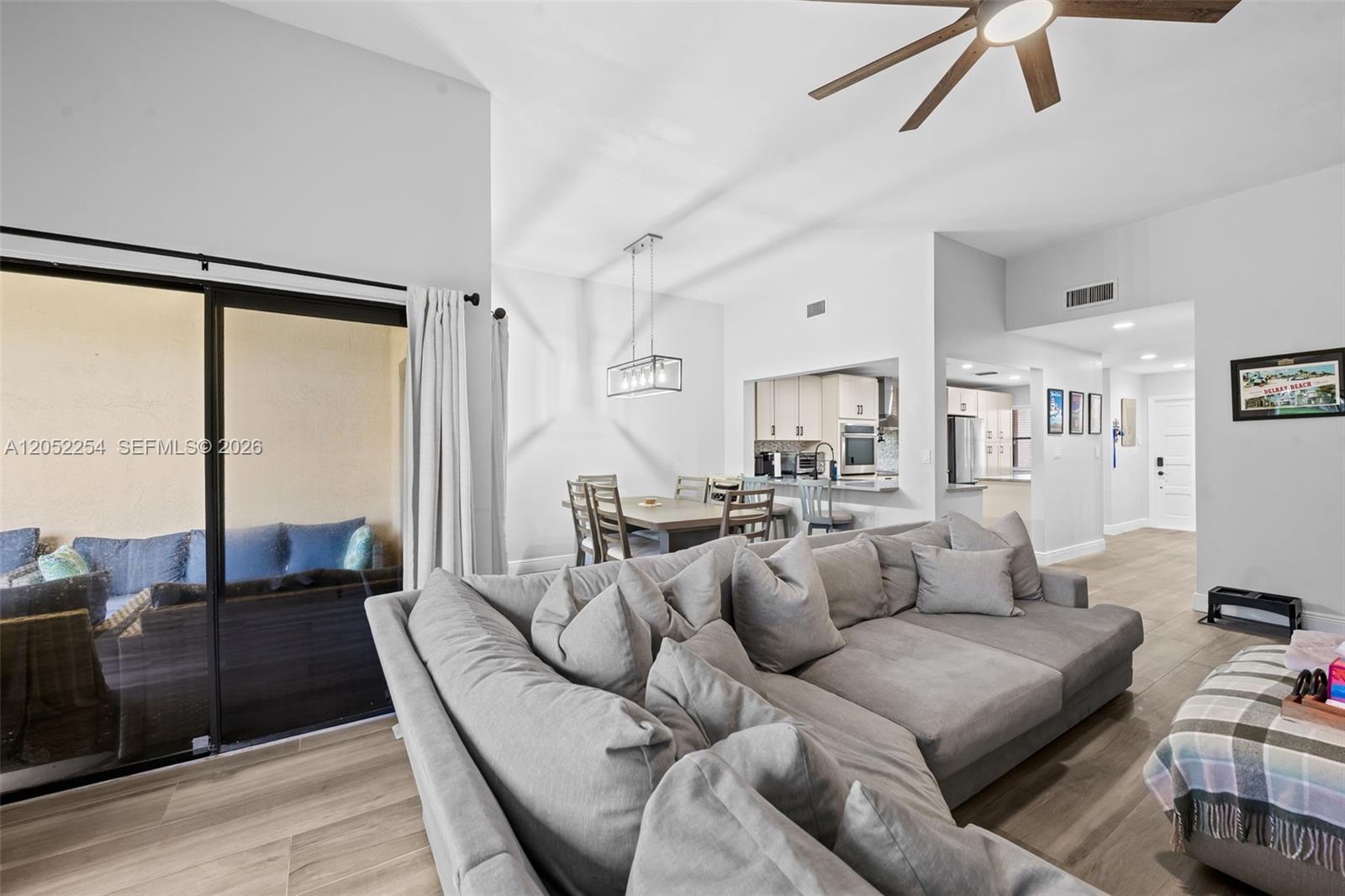 5285 Monterey Circle I-(60)