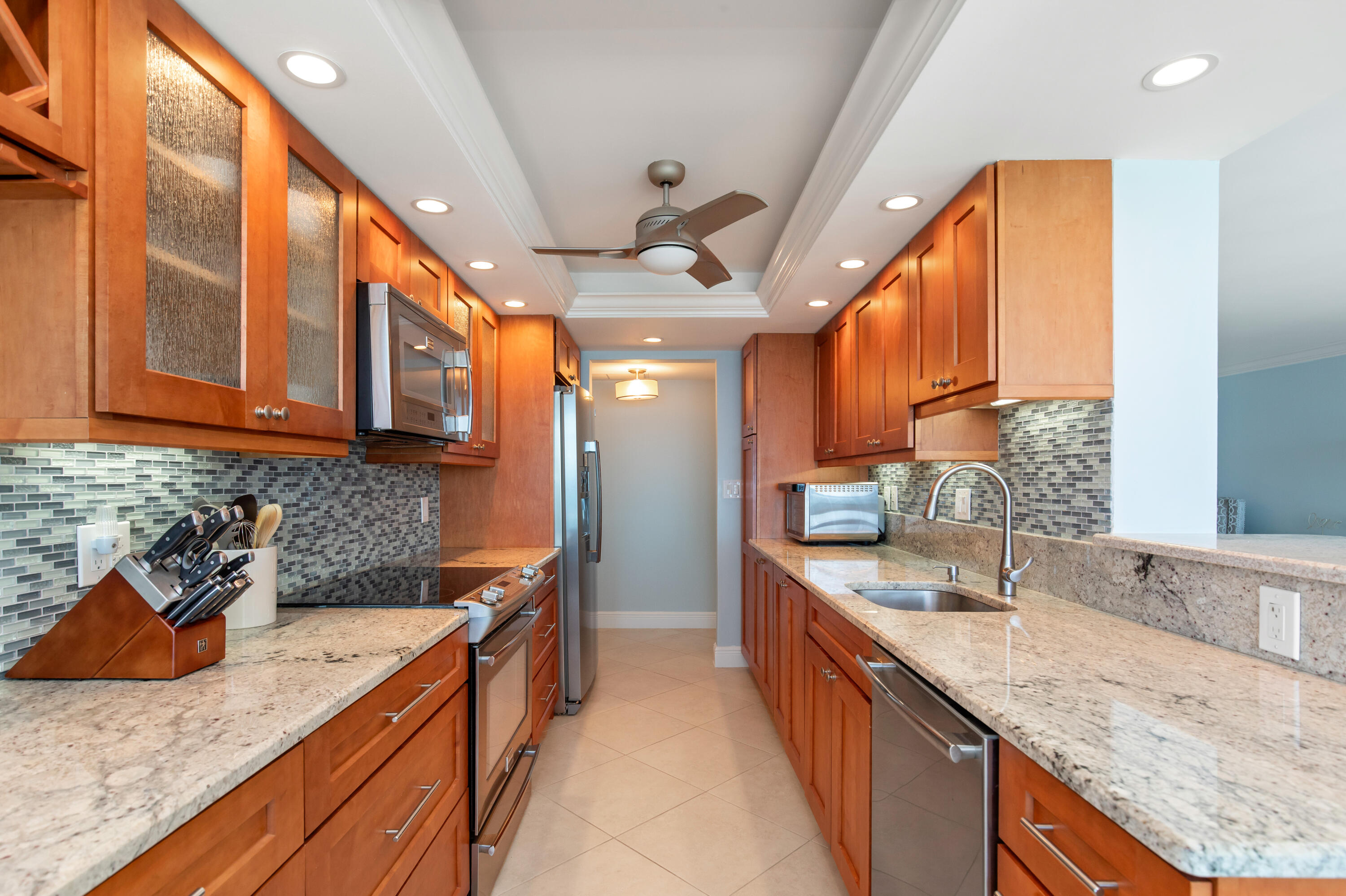 1620 S Ocean Boulevard 10m, Lauderdale-By-The-Sea Unit: 10m