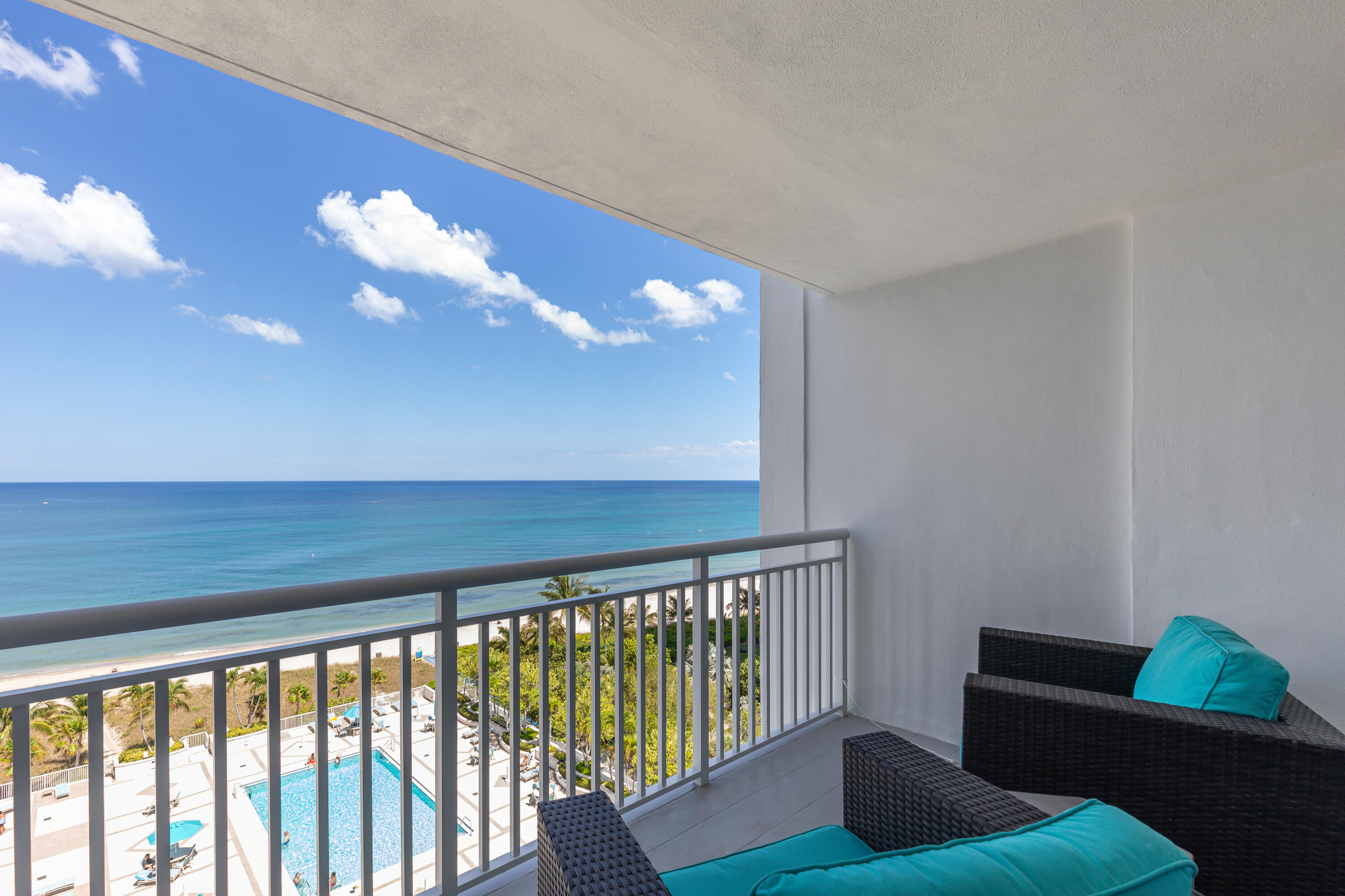 1620 S Ocean Boulevard 10m, Lauderdale-By-The-Sea Unit: 10m