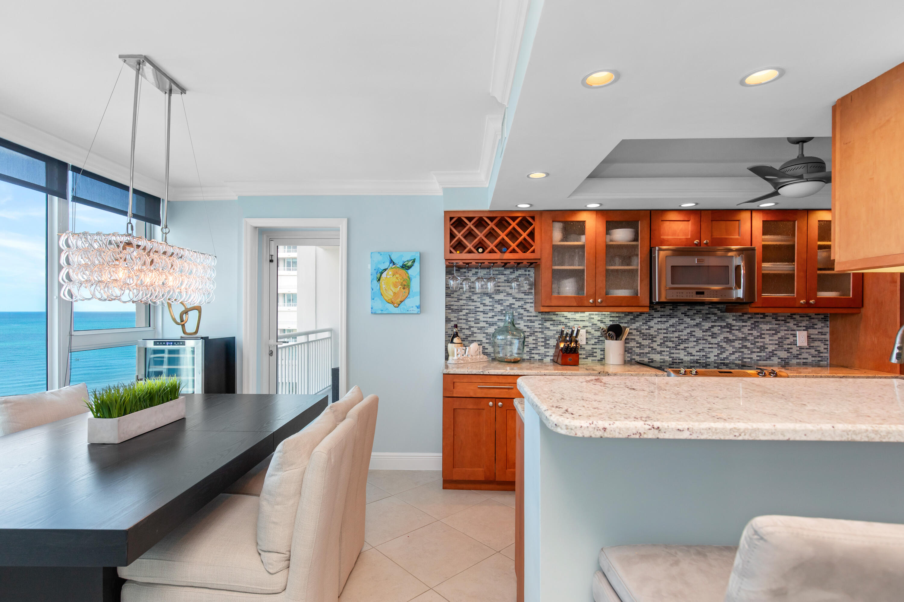 1620 S Ocean Boulevard 10m, Lauderdale-By-The-Sea Unit: 10m