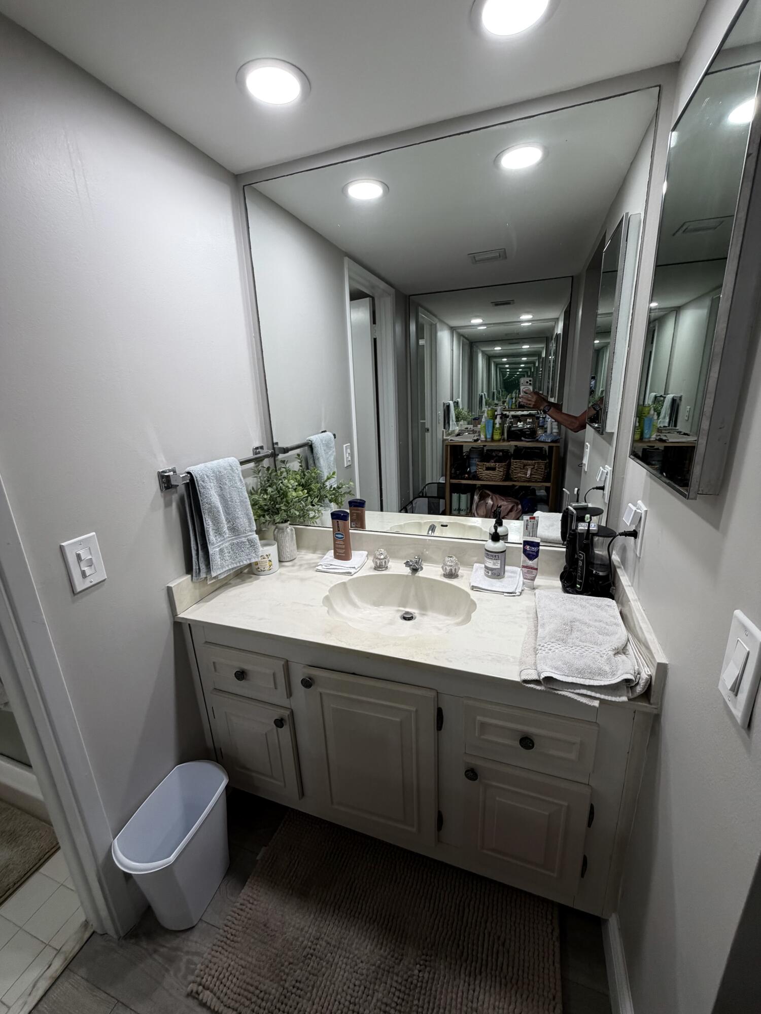2613 Nassau Bend B1