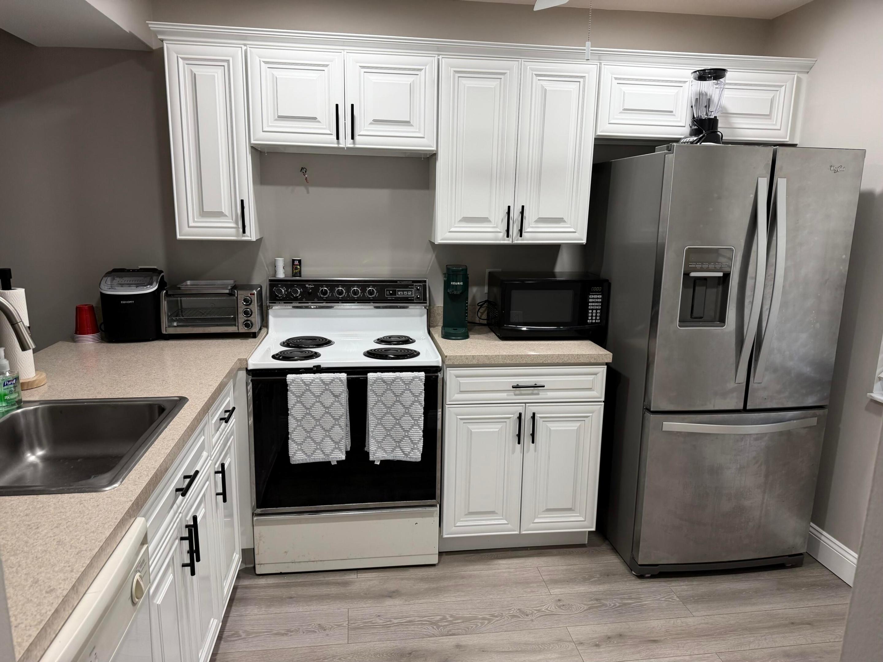 2613 Nassau Bend B1