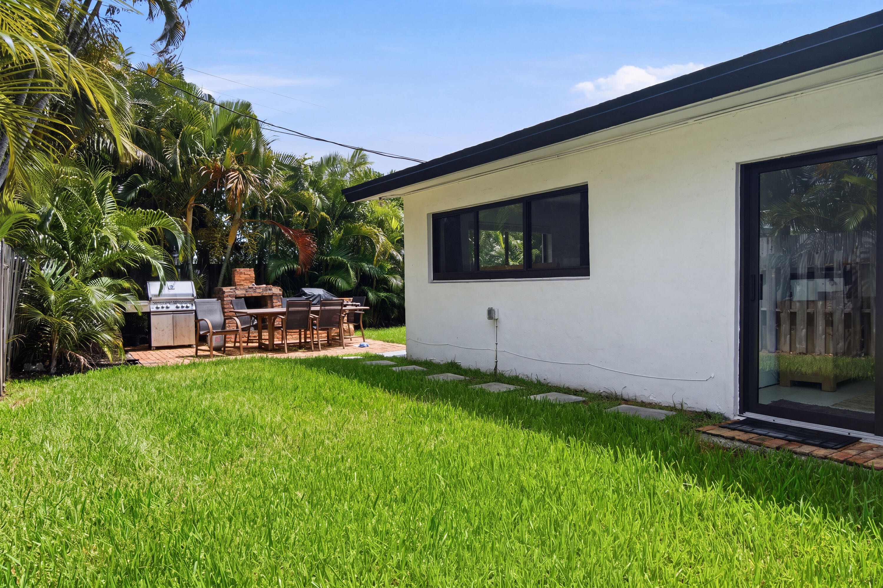 1333 SE 8TH Street