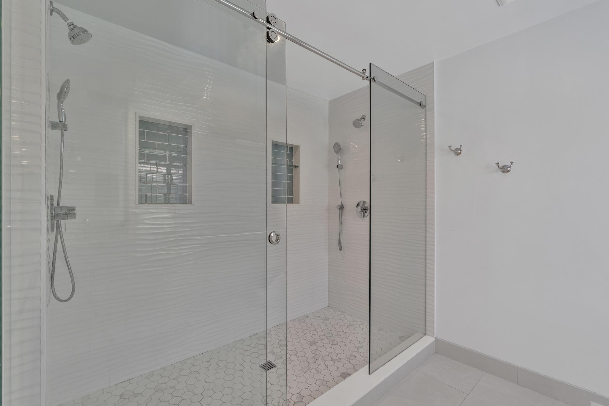10823 Tea Olive Lane