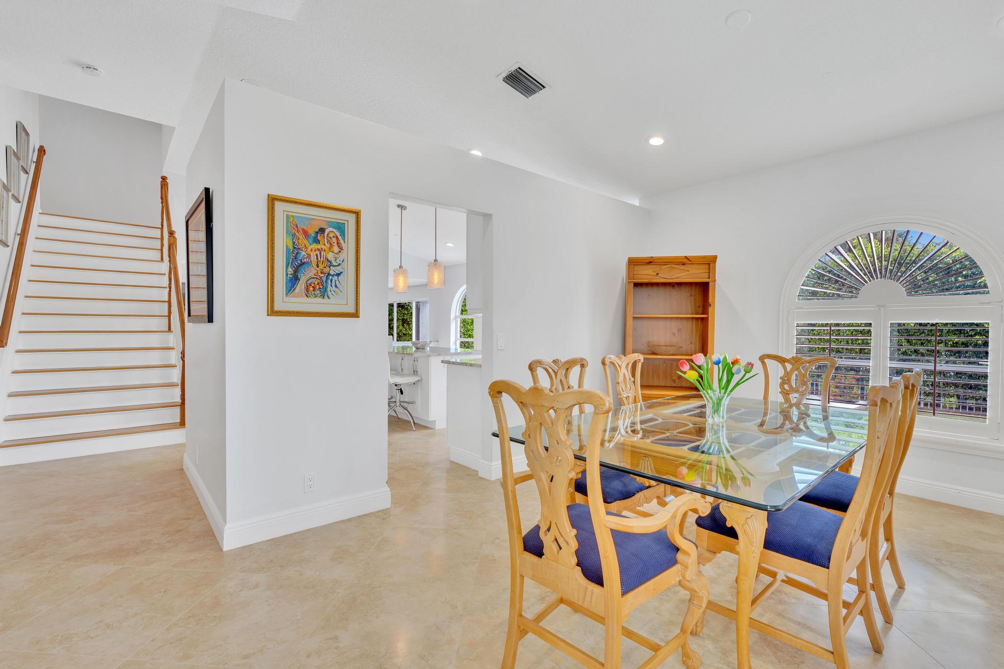 10823 Tea Olive Lane