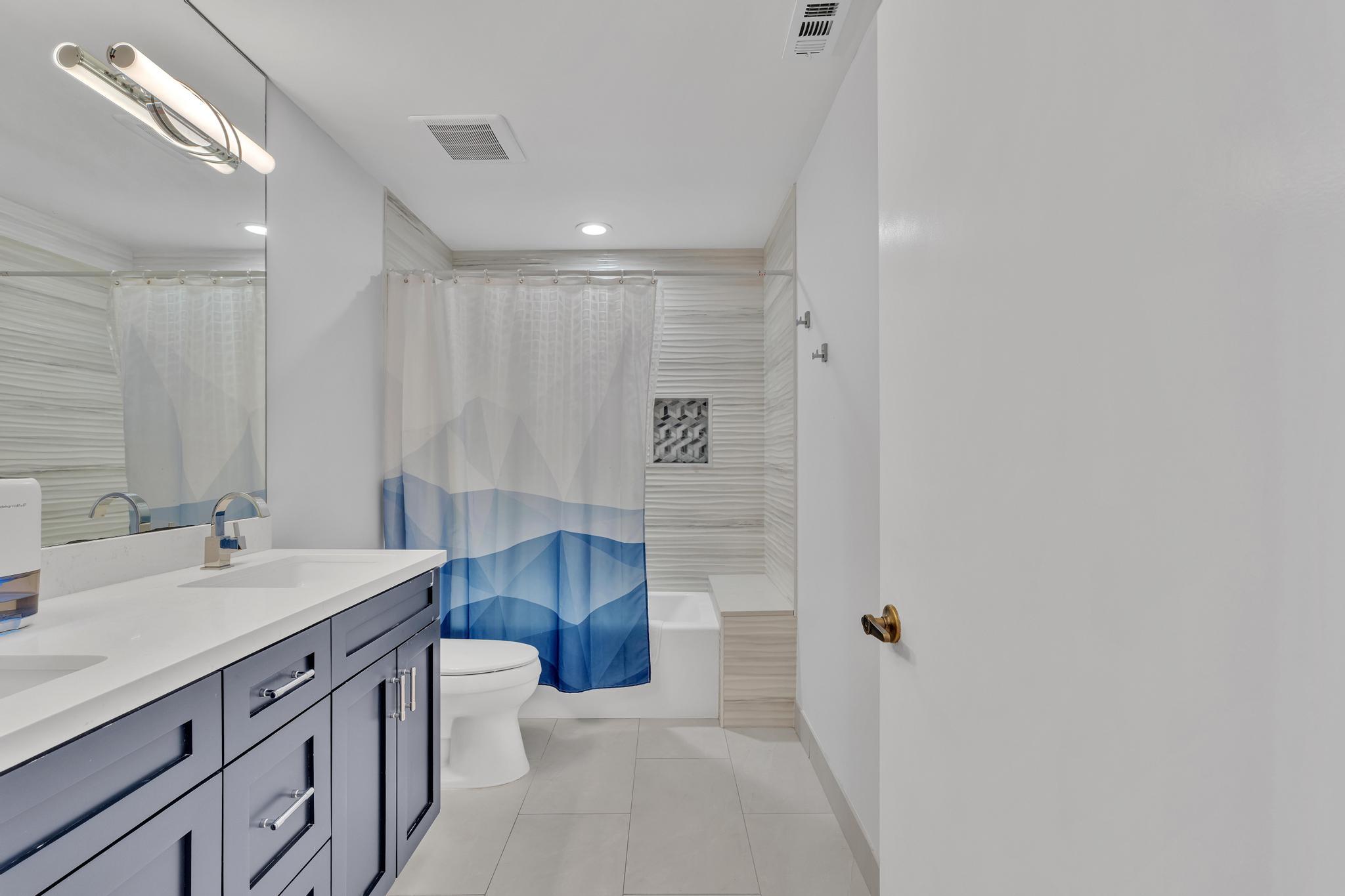 10823 Tea Olive Lane