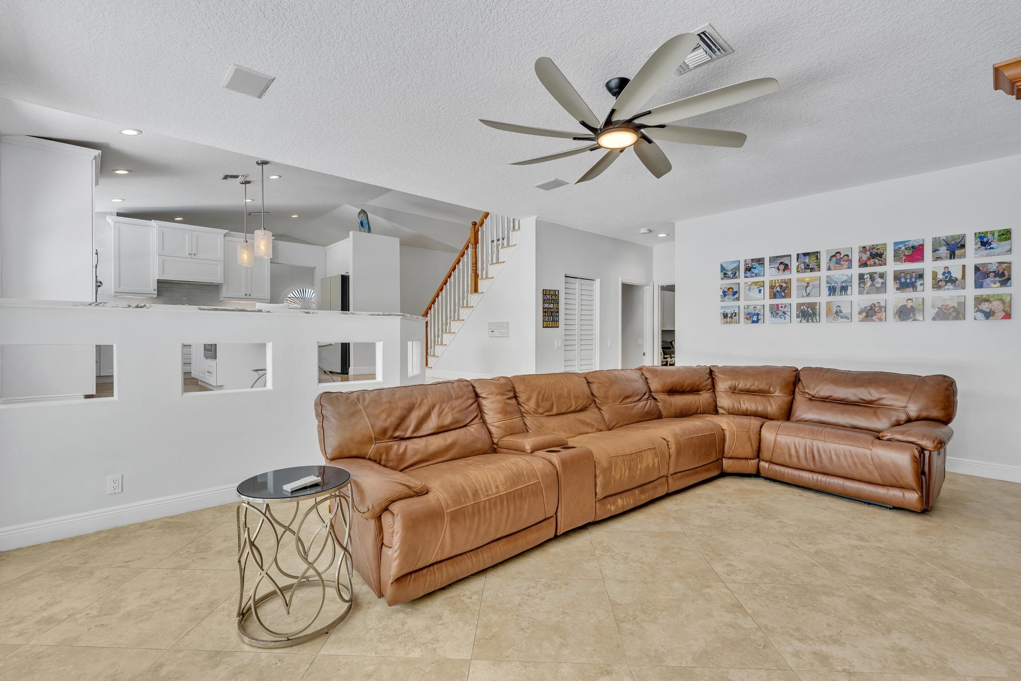 10823 Tea Olive Lane