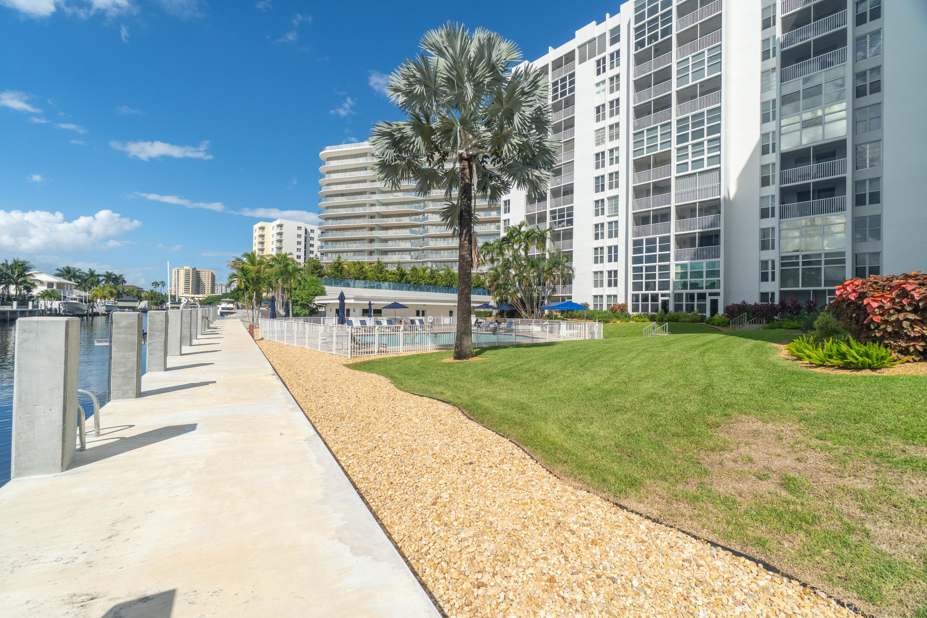 1391 S Ocean Boulevard 805