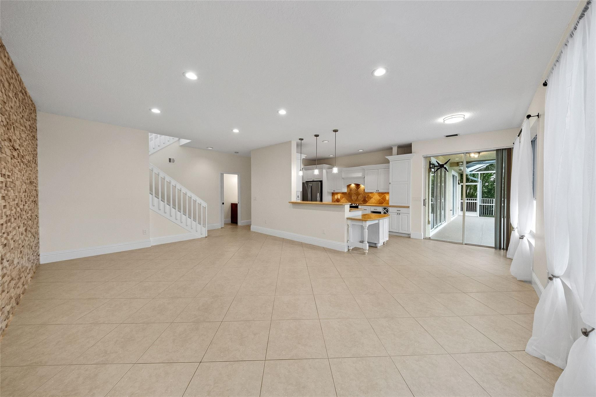 9416 Lake Serena Drive