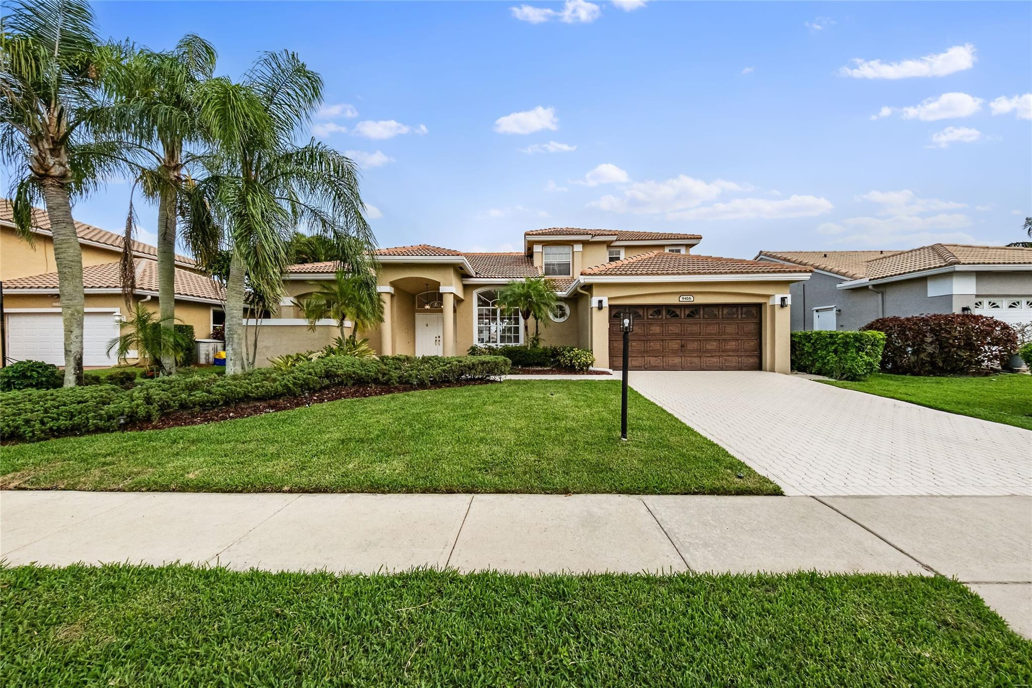 9416 Lake Serena Drive