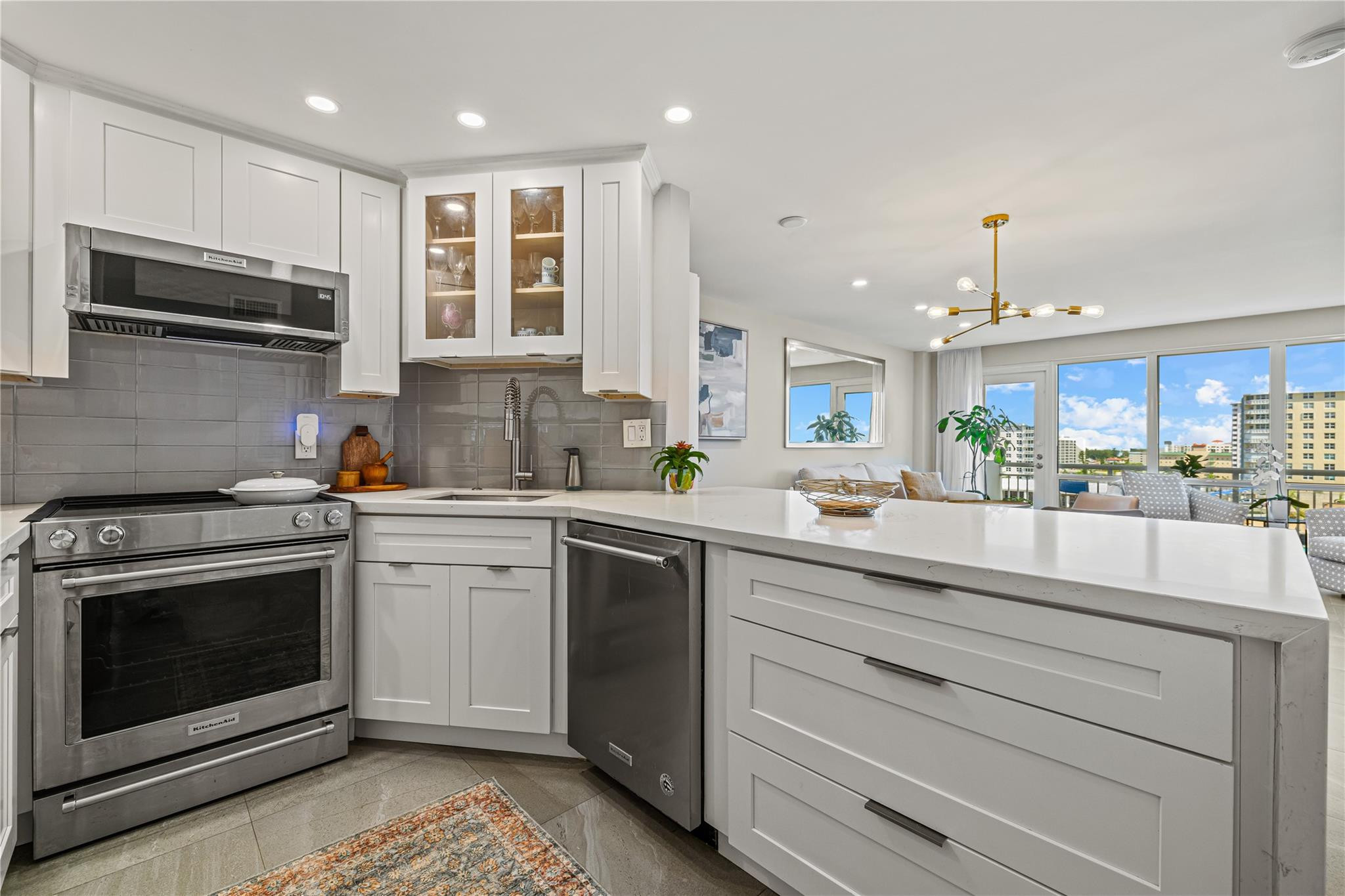 133 N Pompano Beach Boulevard Unit: 906