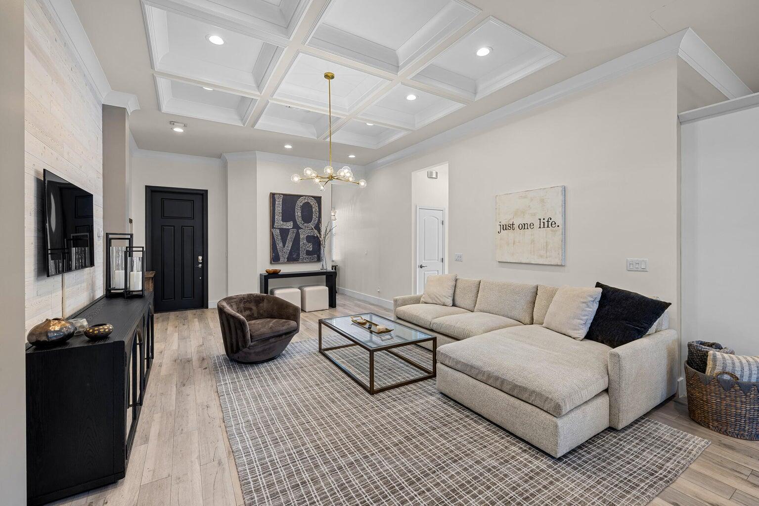 875 SE 13th Avenue