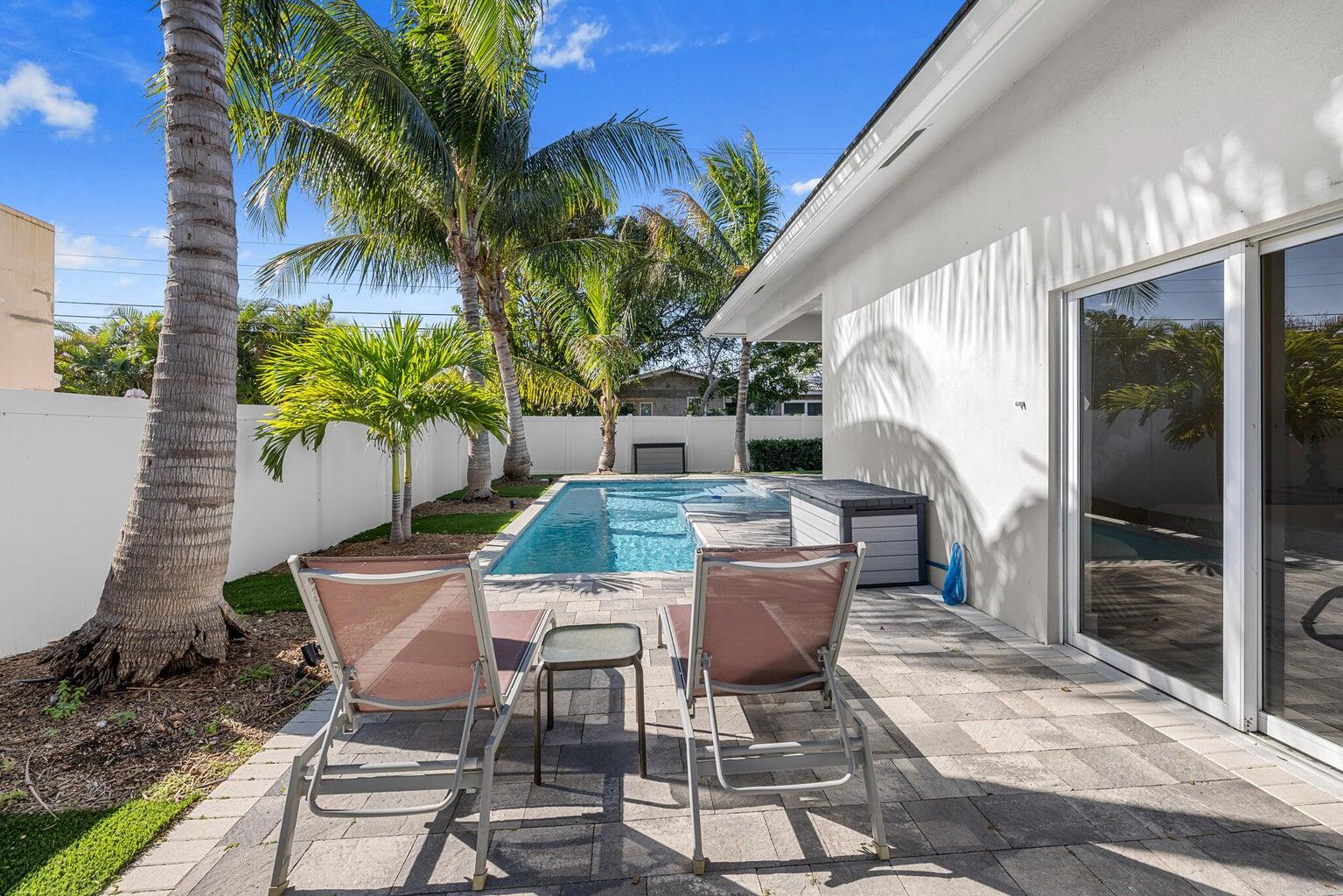 875 SE 13th Avenue