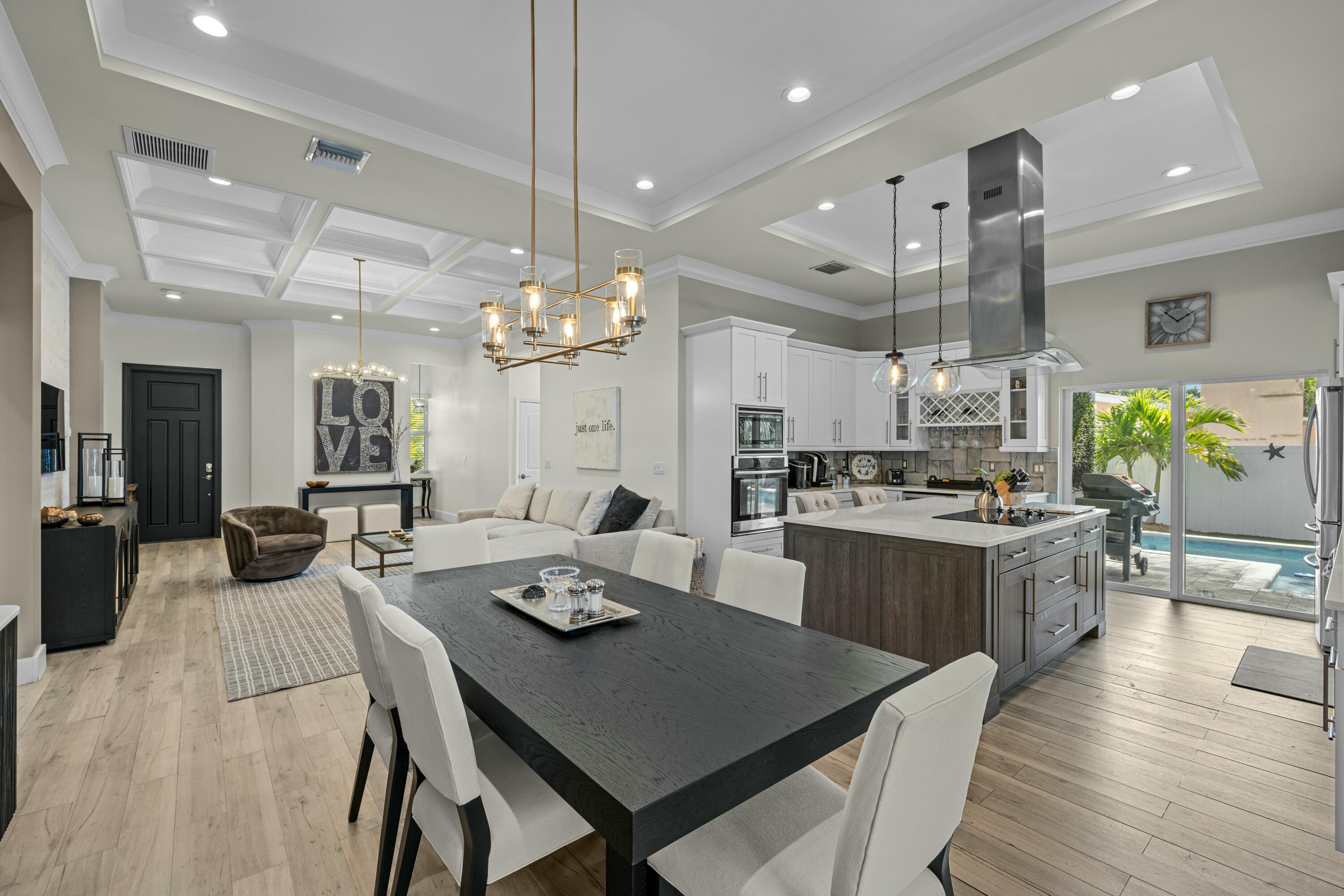 875 SE 13th Avenue