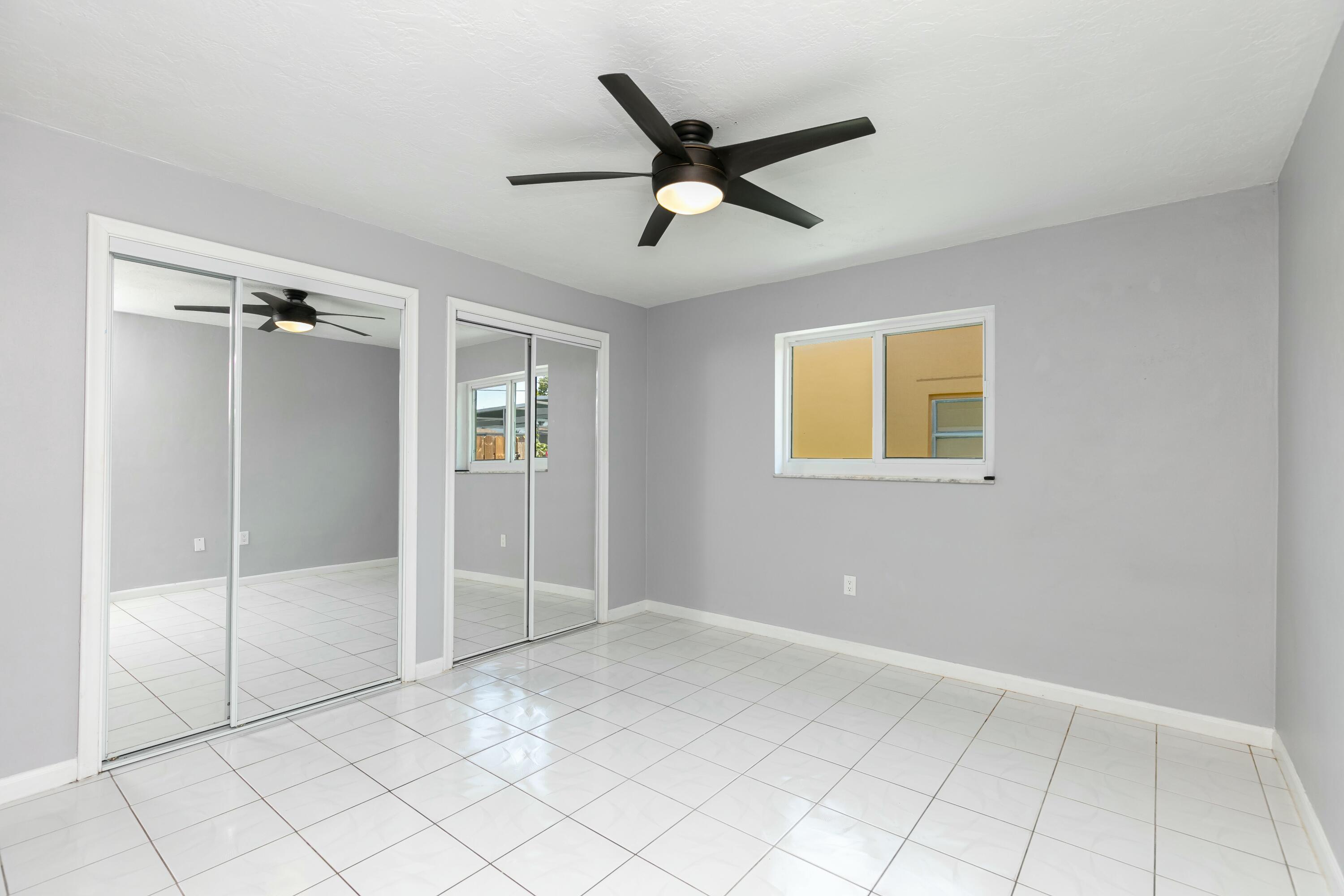 8421 NW 24th Street