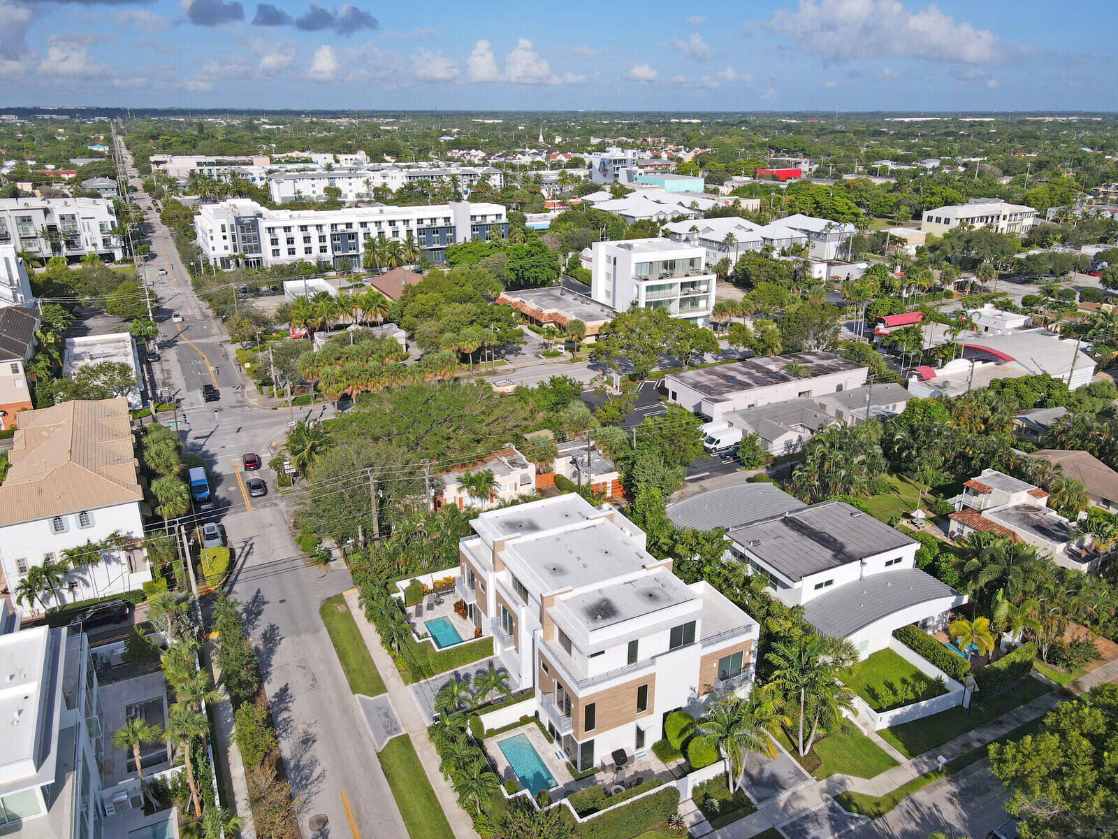 200 NE 7th Avenue 3