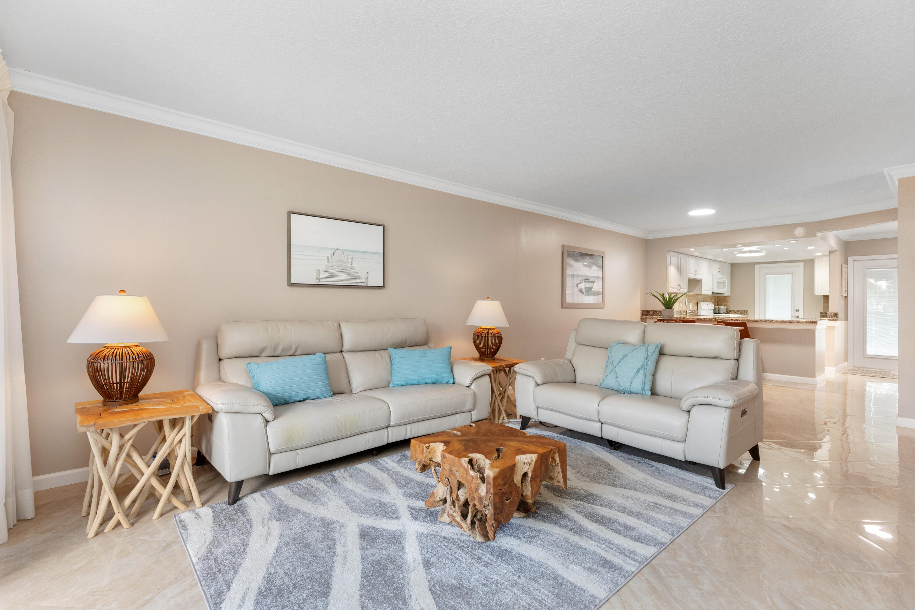 2731 NE 14th Street 228