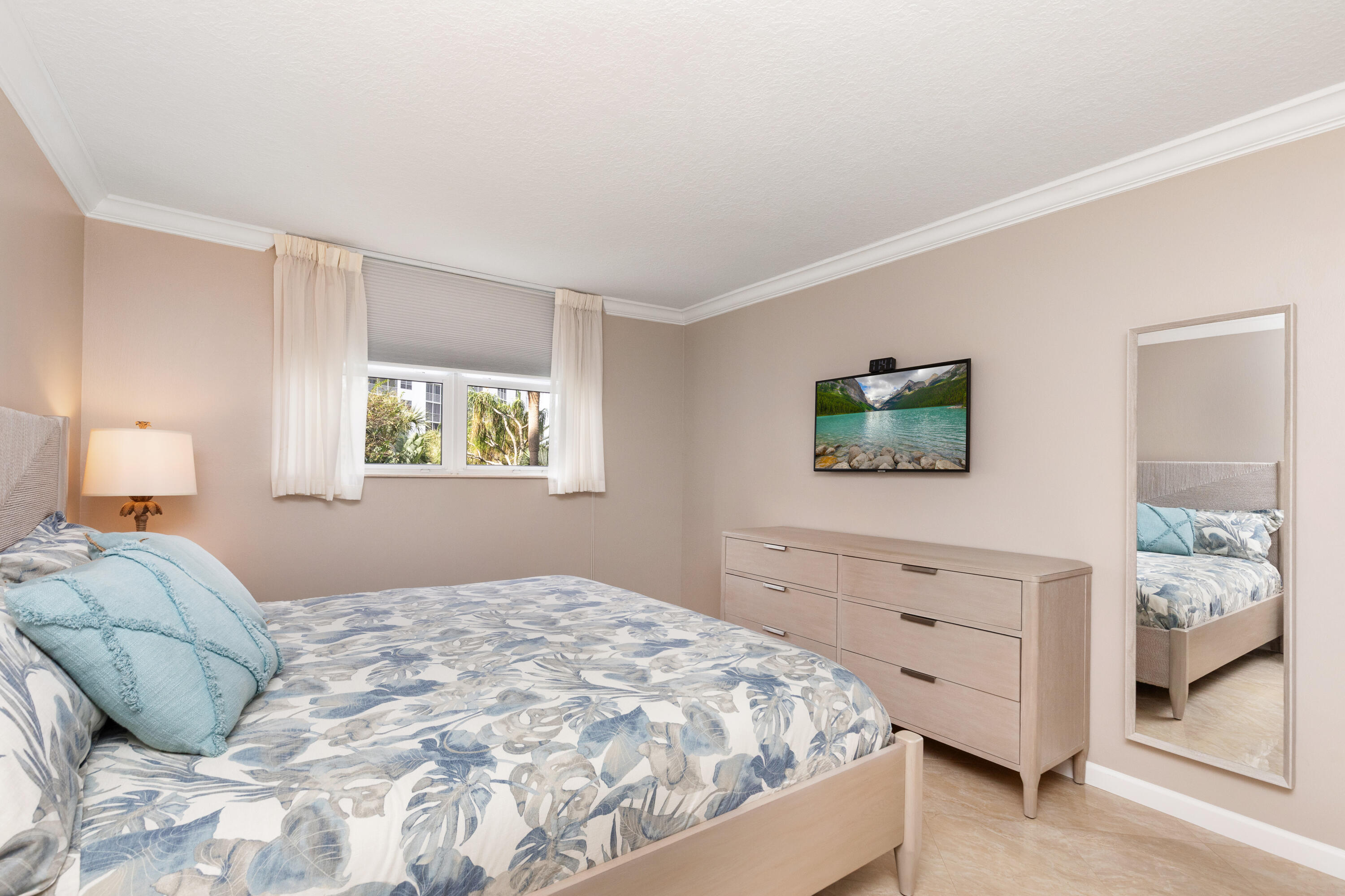 2731 NE 14th Street 228