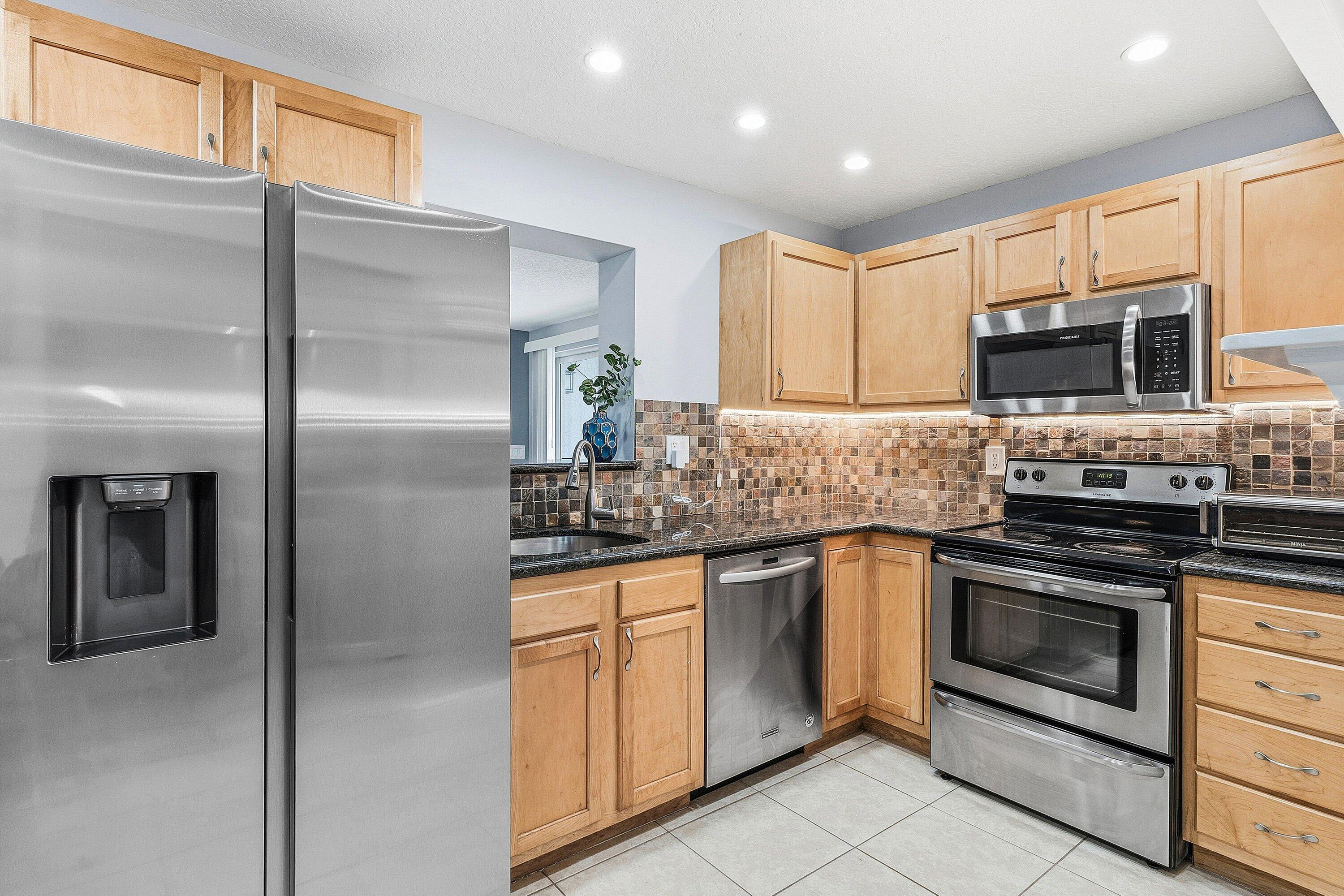 971 SW 12th Street