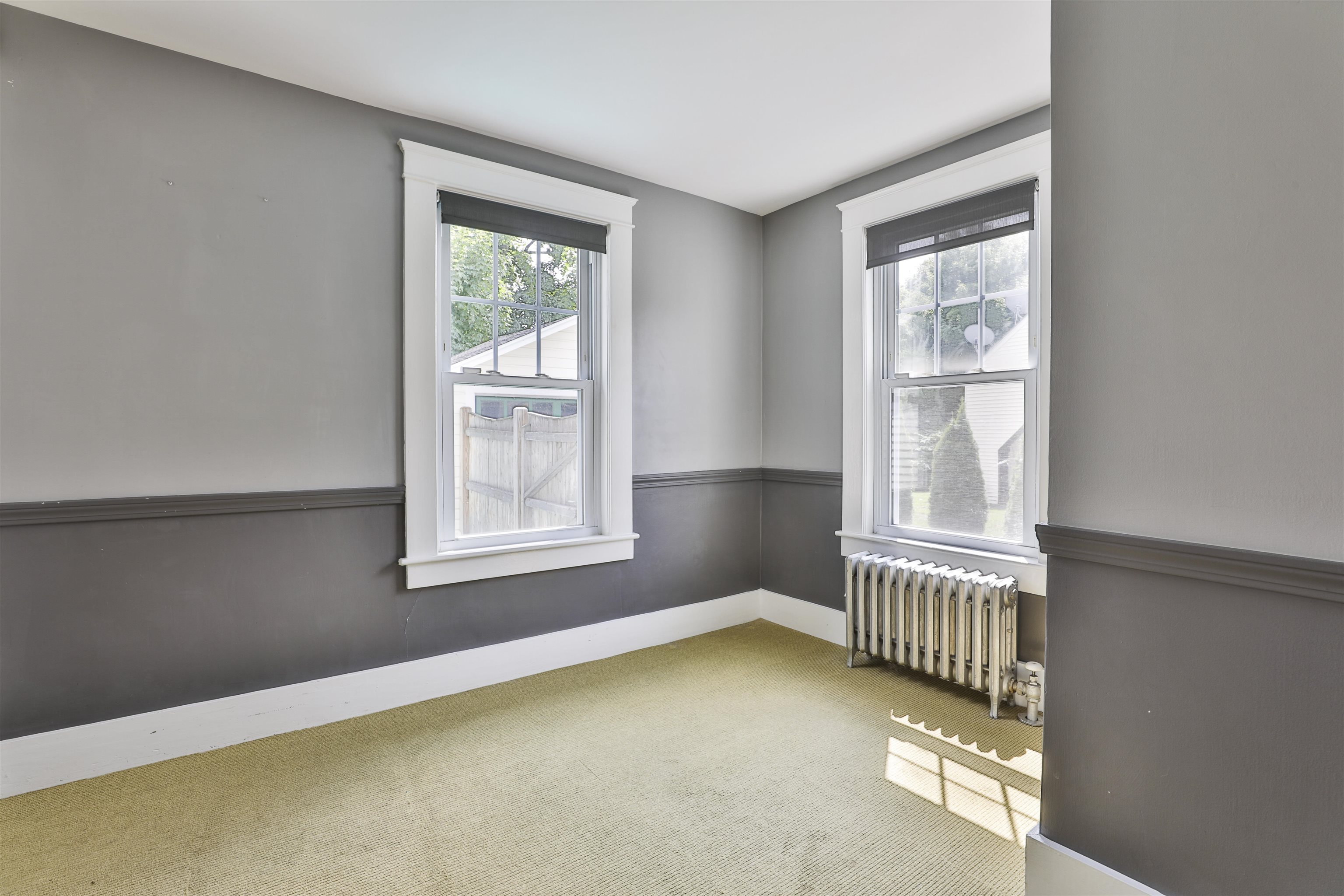 4 Cushing Avenue