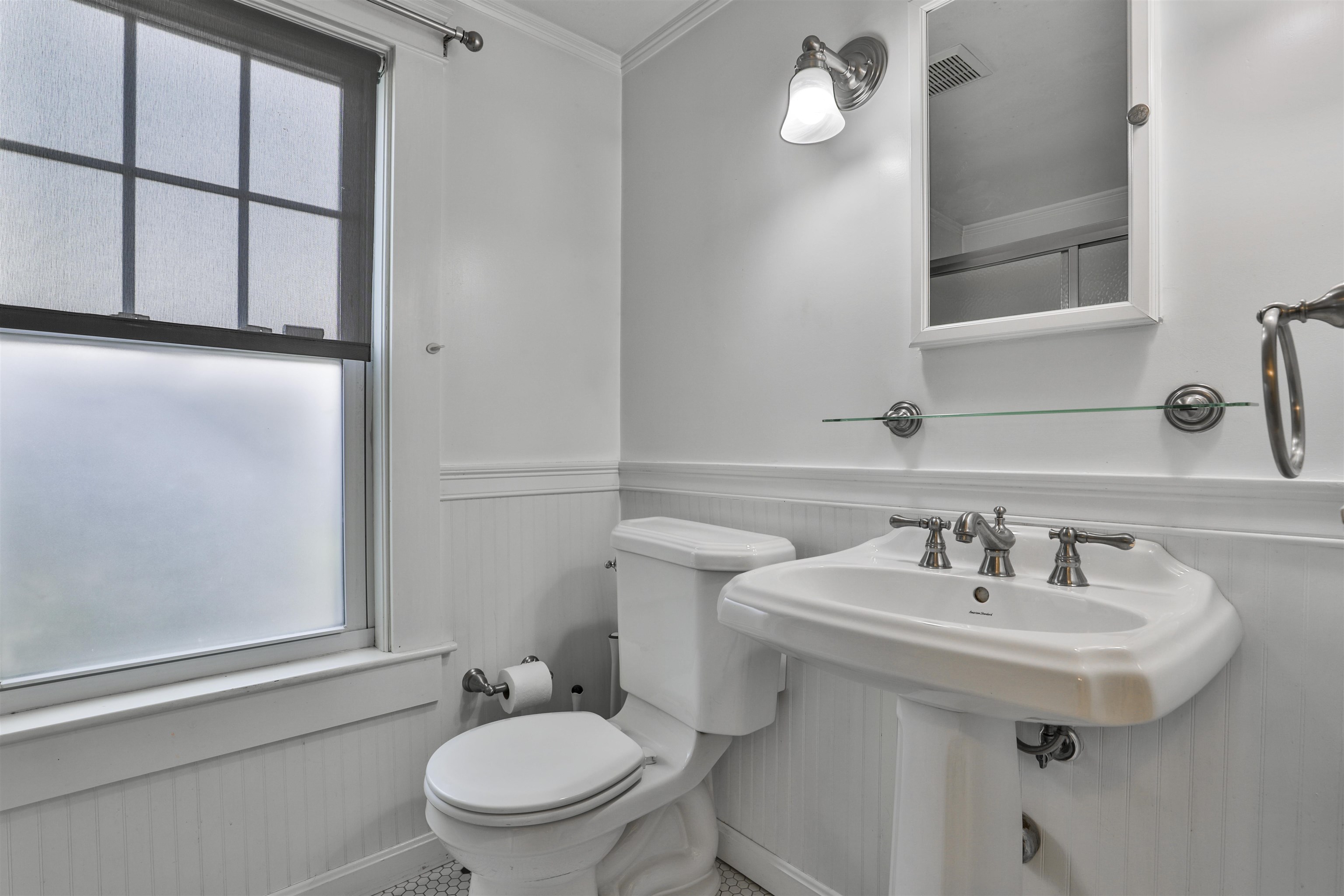 4 Cushing Avenue