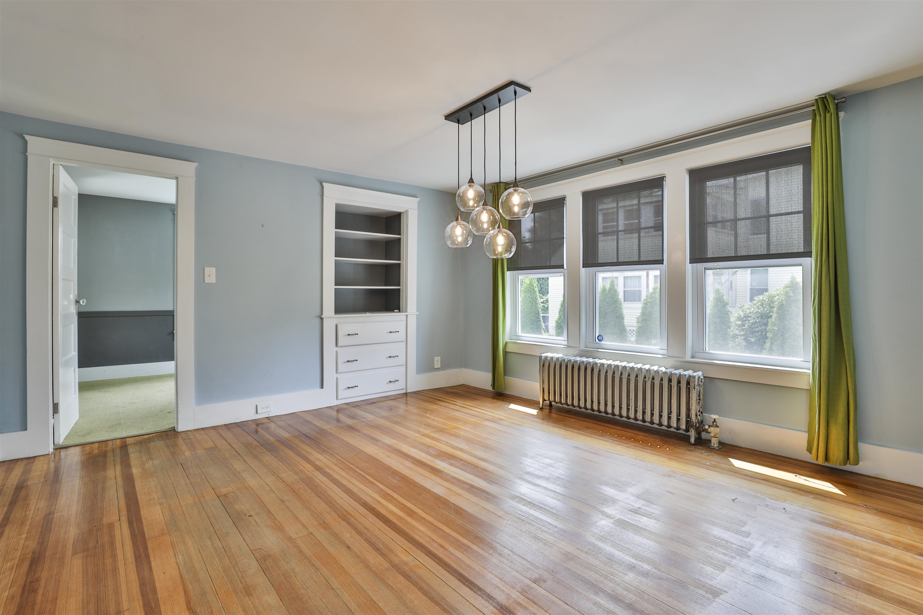 4 Cushing Avenue