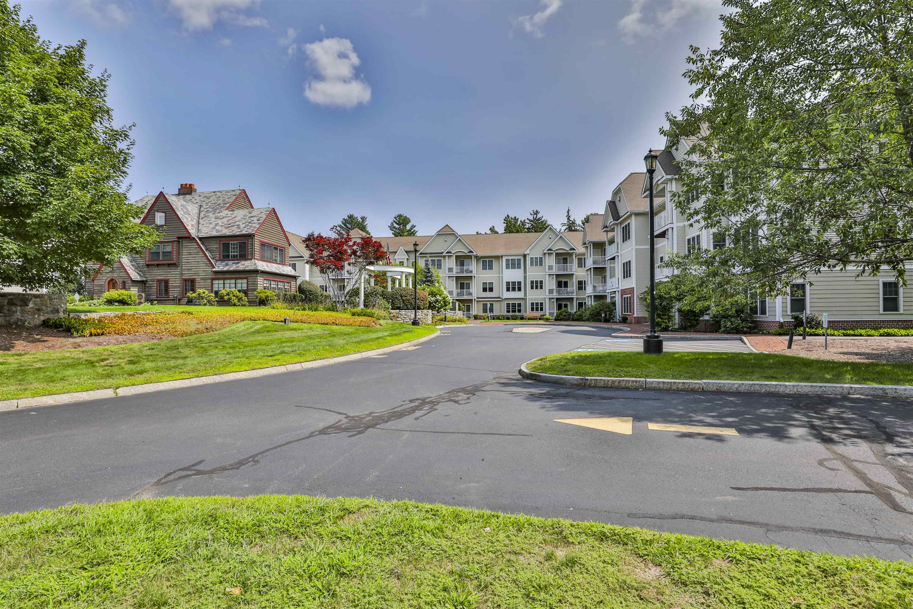 160 Daniel Webster Highway Unit: #227