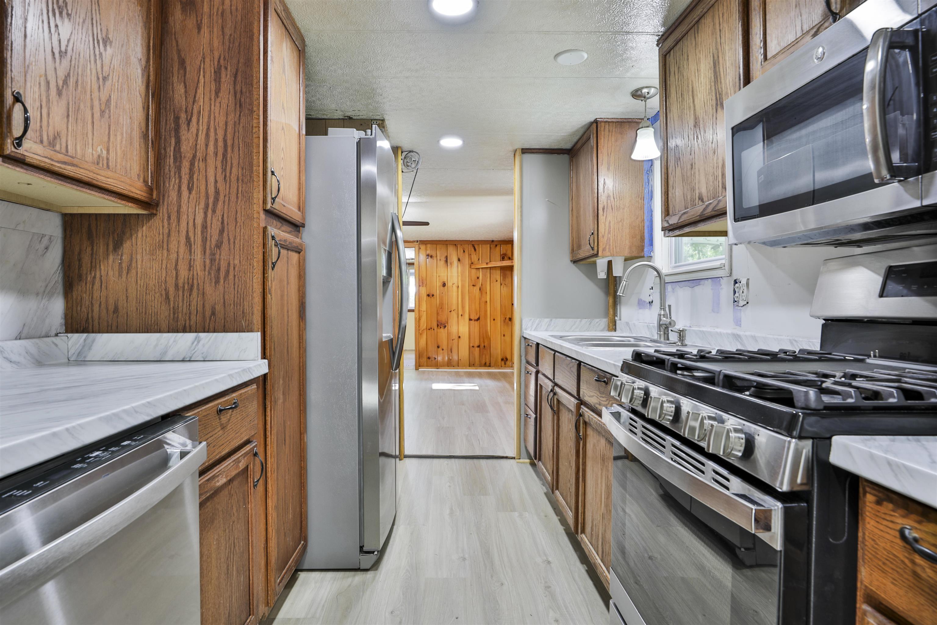 7 Clovercrest Drive