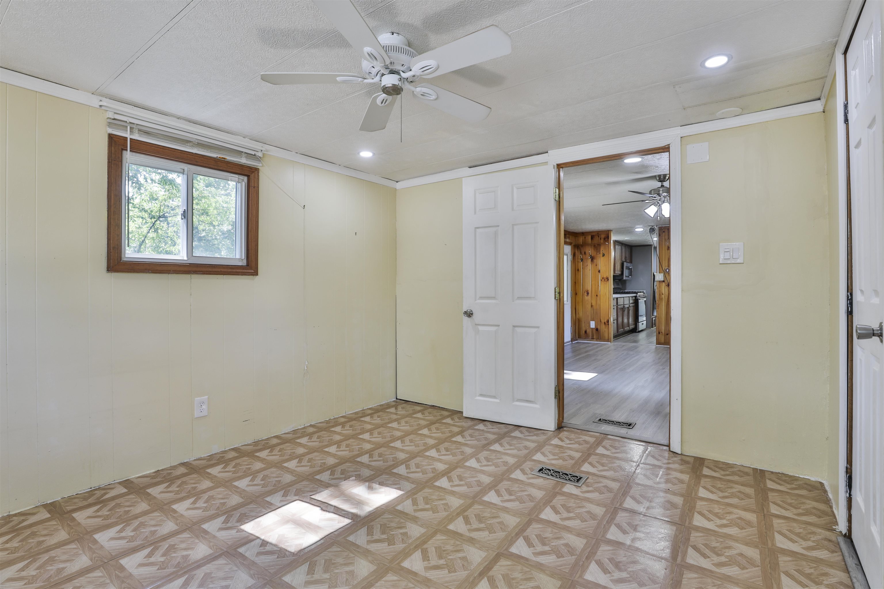 7 Clovercrest Drive