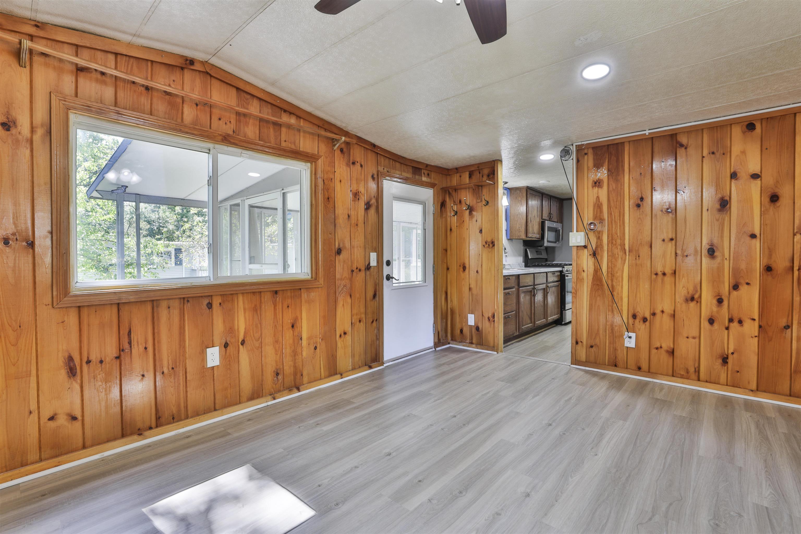 7 Clovercrest Drive