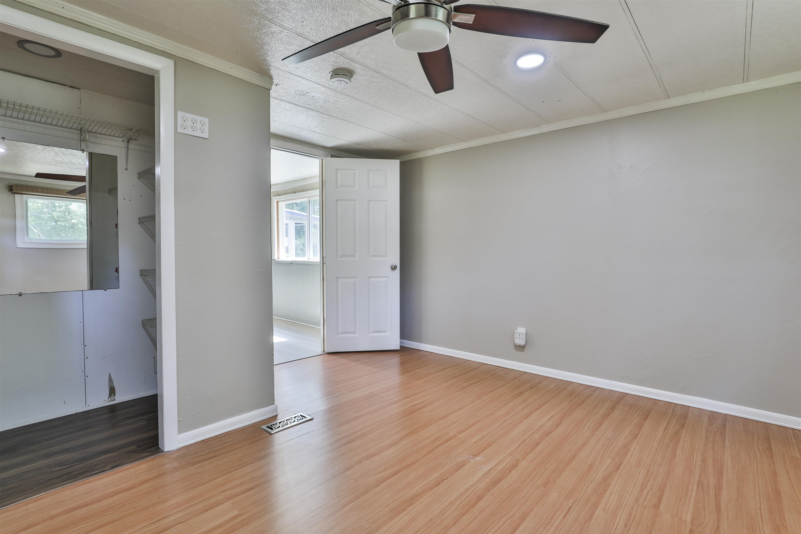 7 Clovercrest Drive