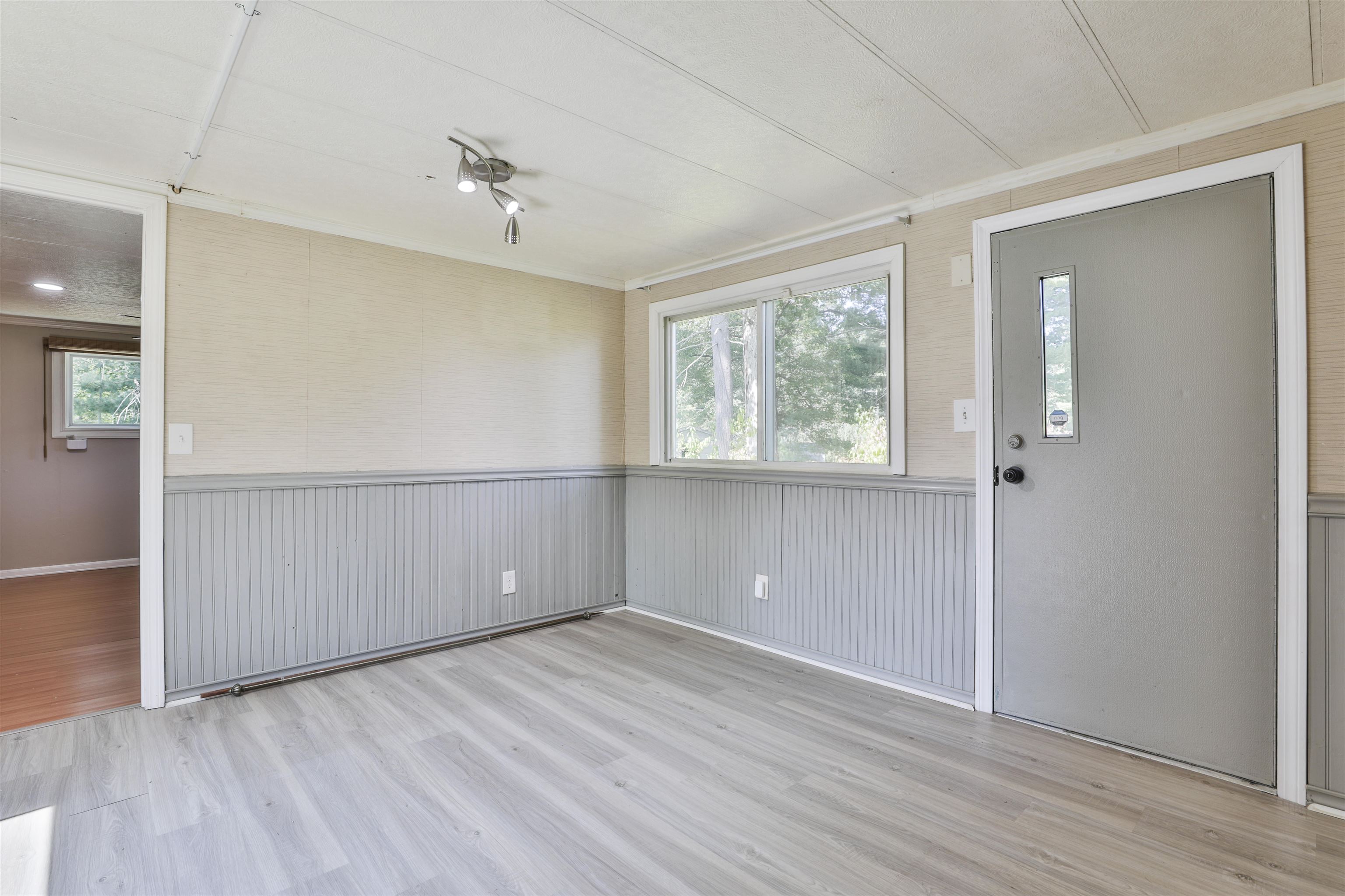 7 Clovercrest Drive