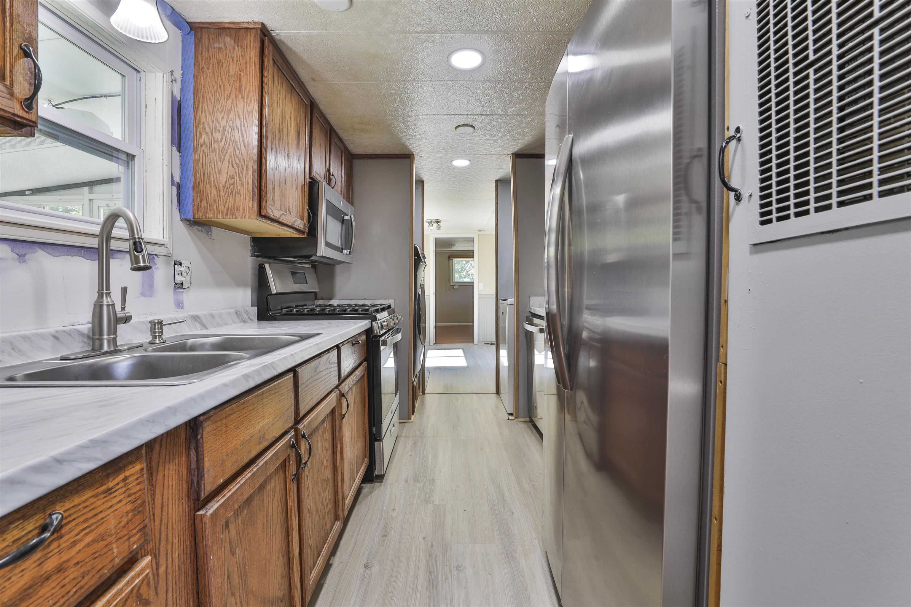 7 Clovercrest Drive