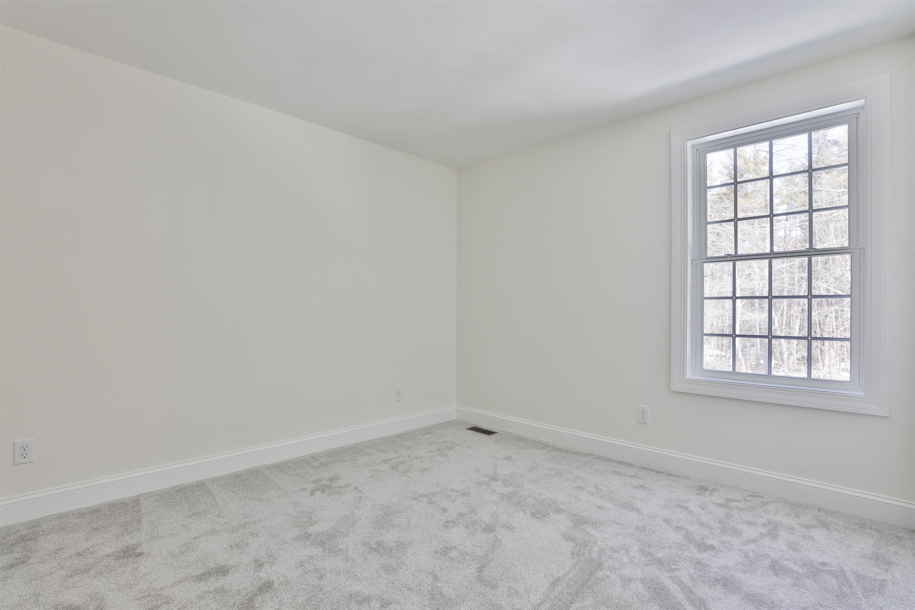 22 Reeds Ferry Way