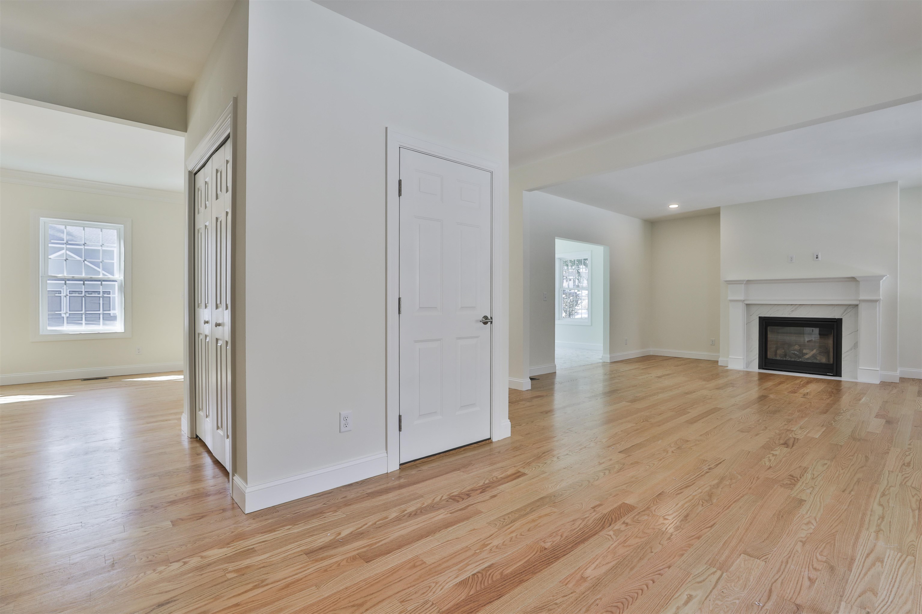 22 Reeds Ferry Way