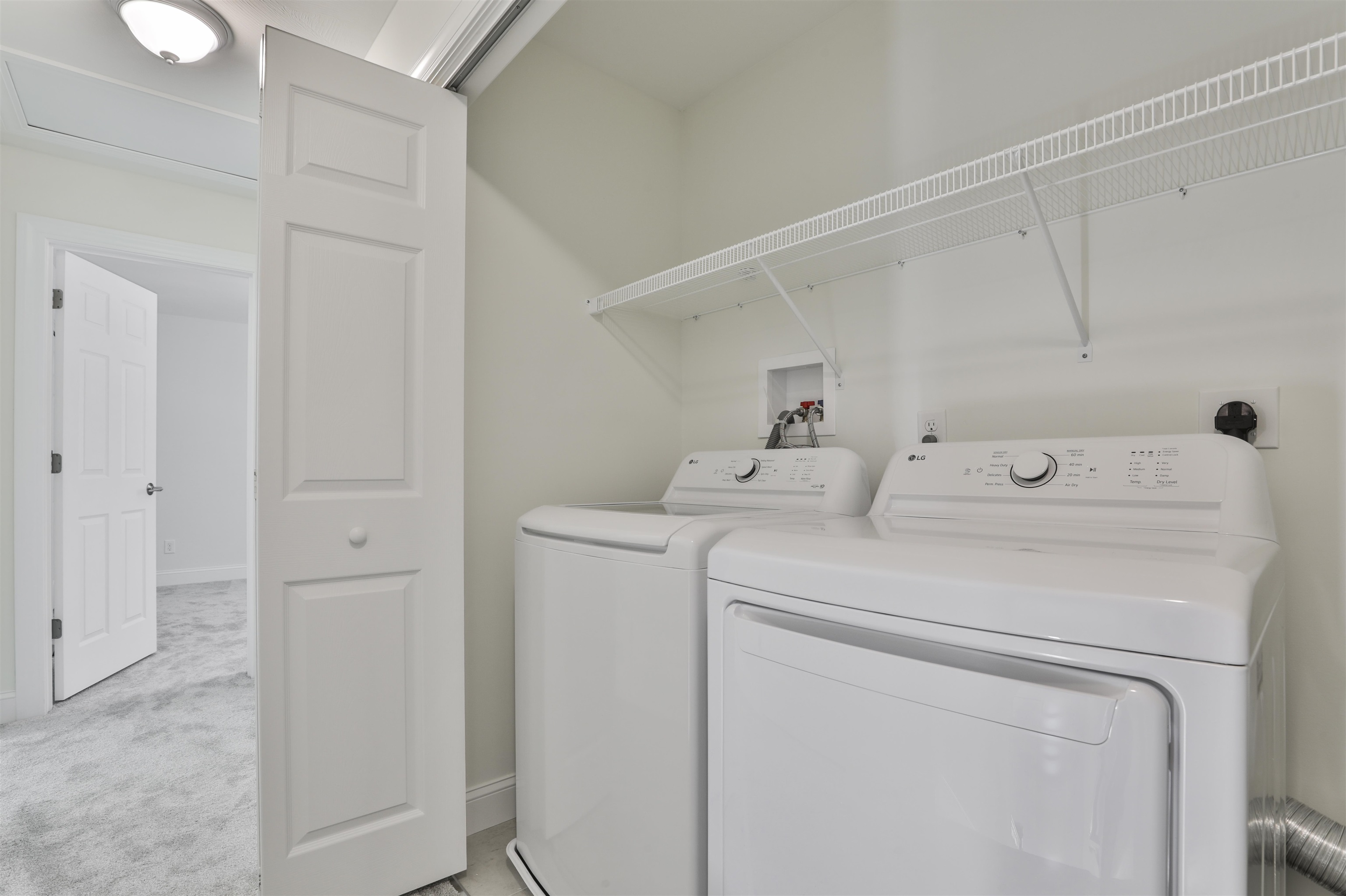 22 Reeds Ferry Way