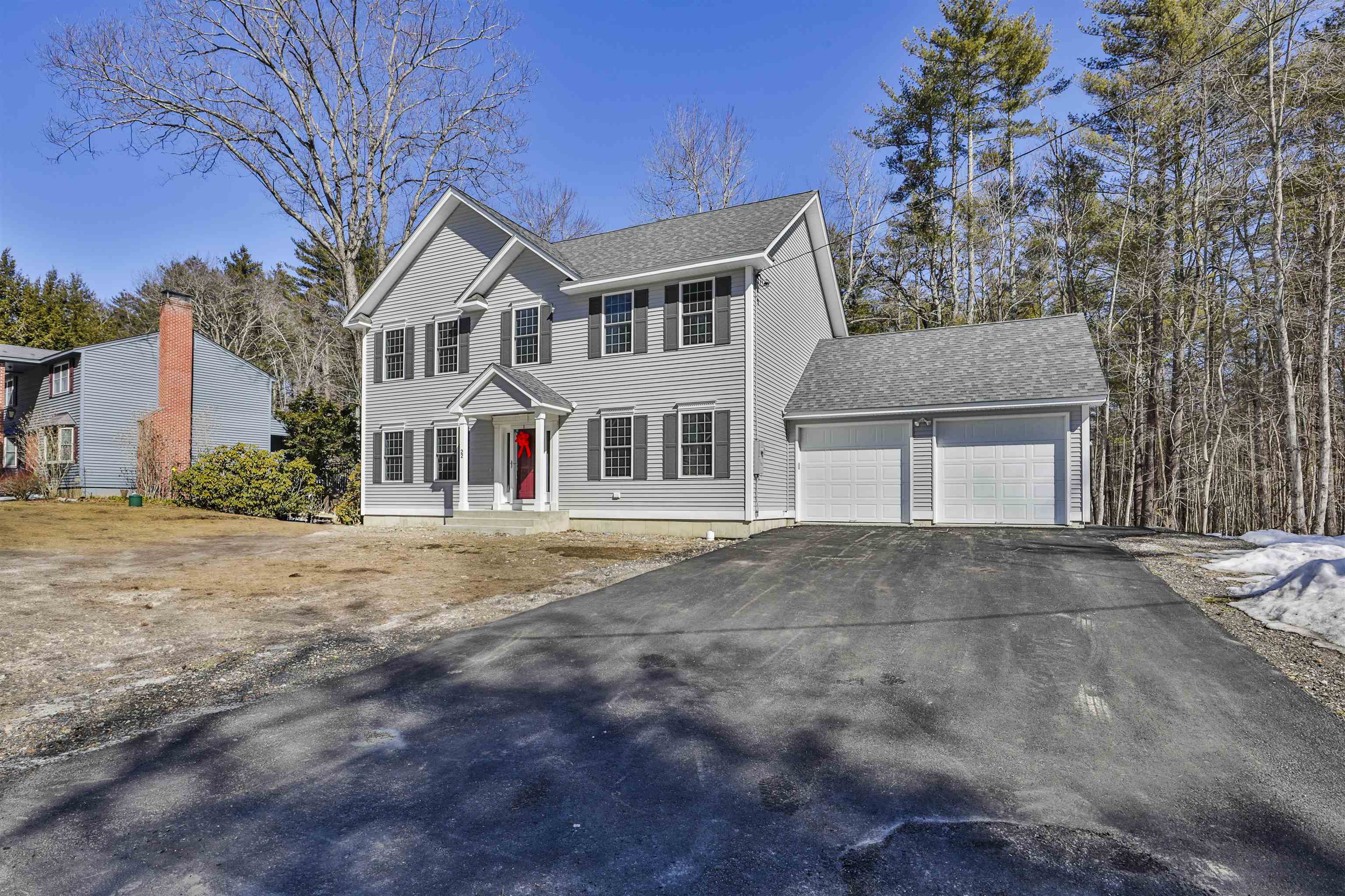 22 Reeds Ferry Way