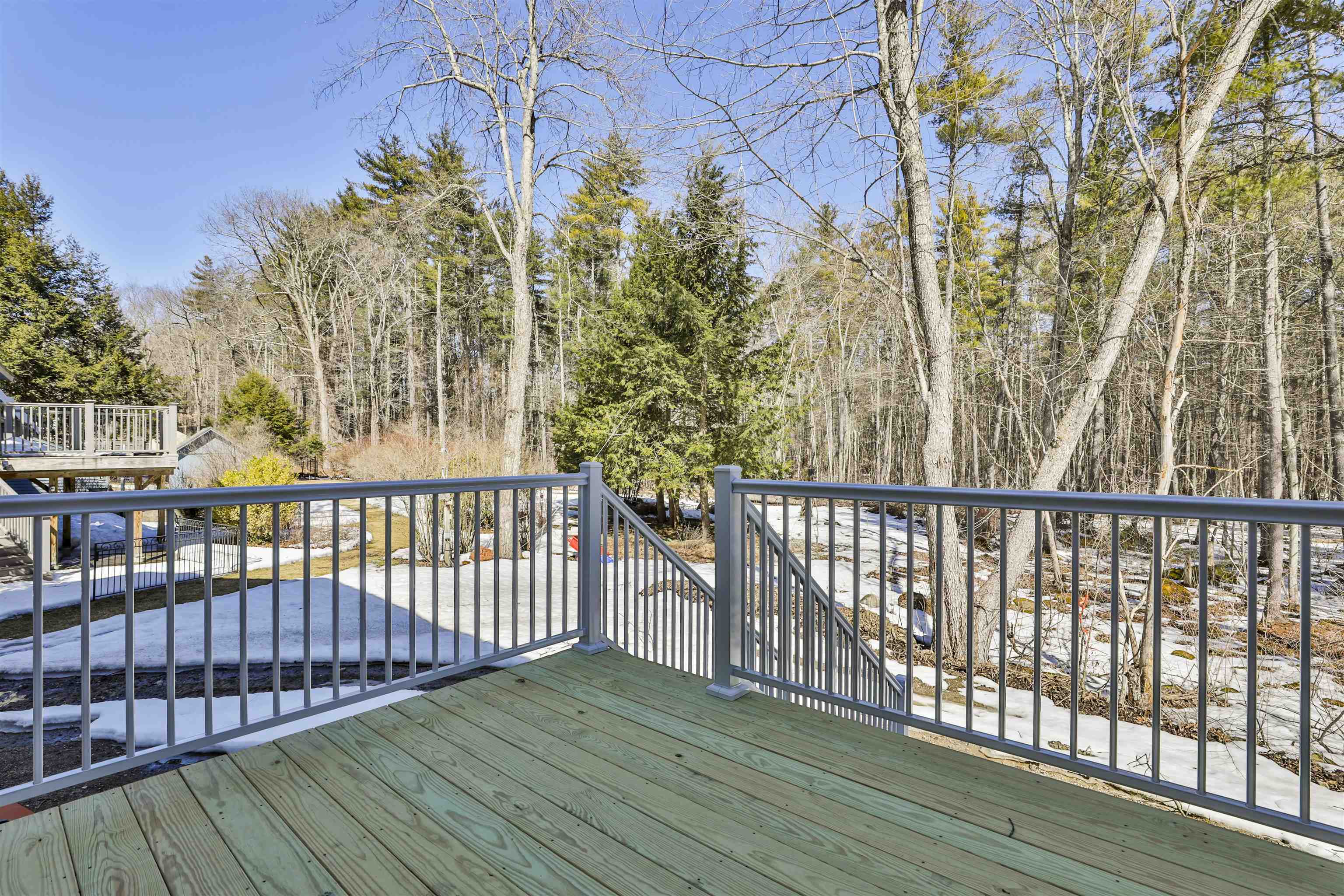 22 Reeds Ferry Way