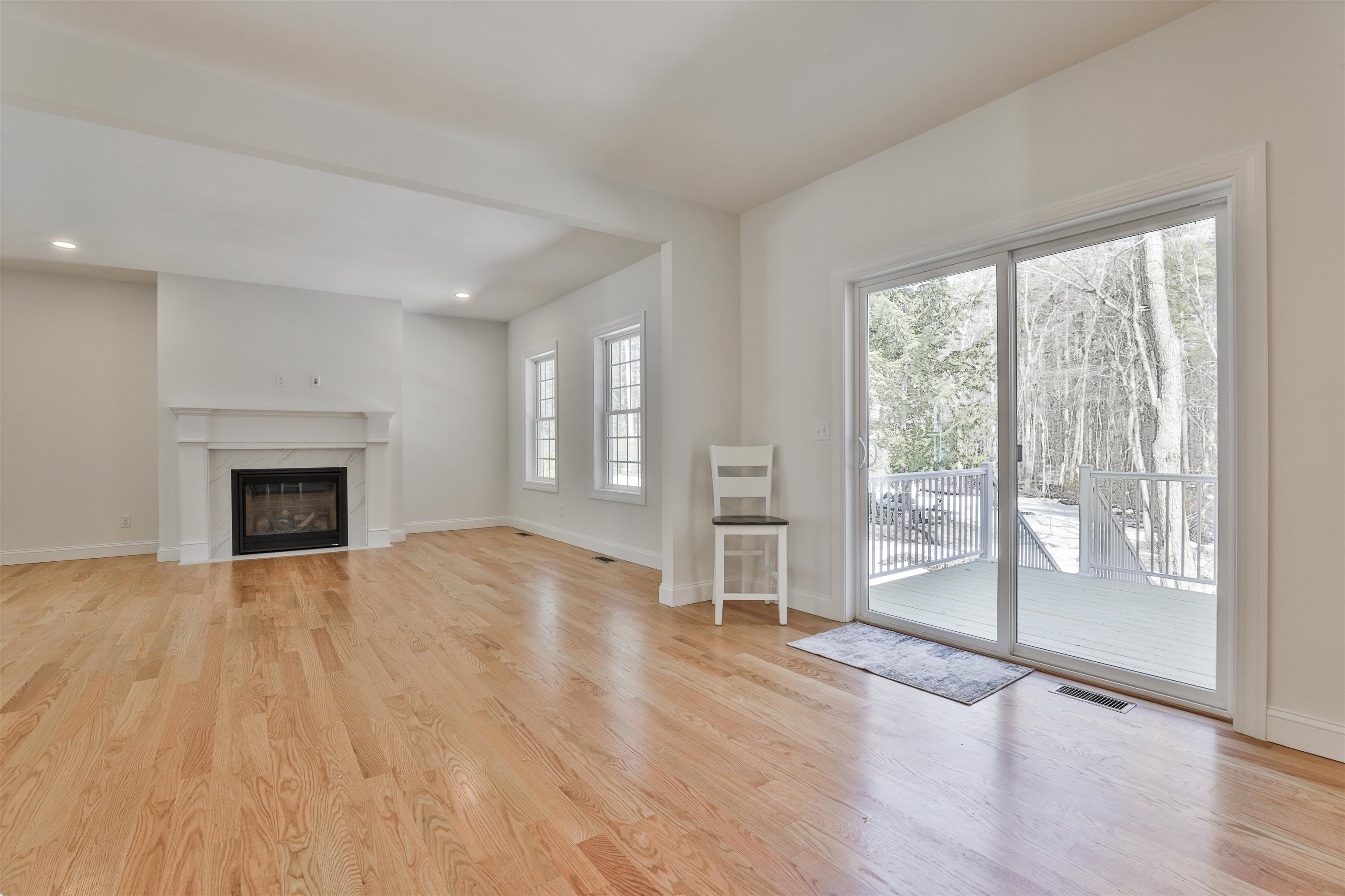 22 Reeds Ferry Way