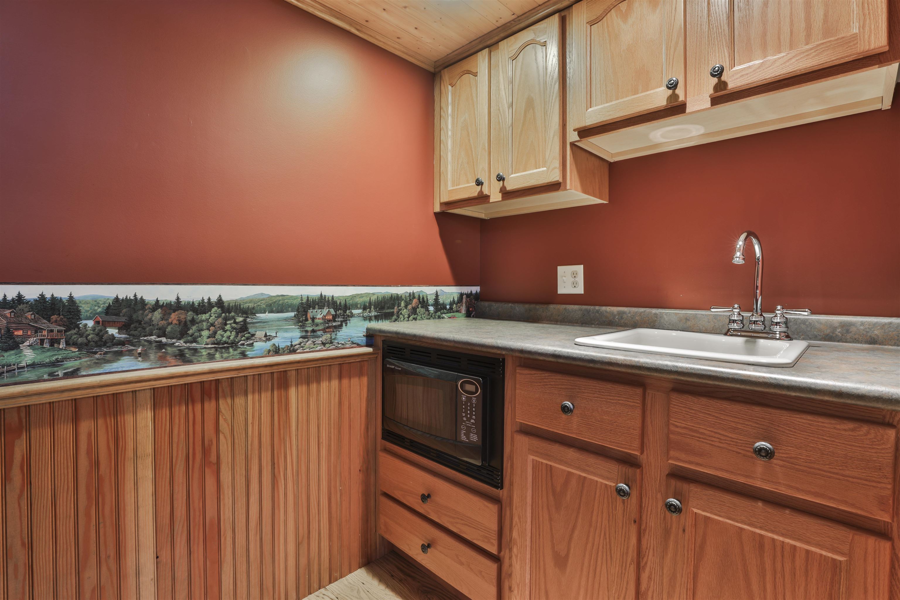 16 Tamarack Court