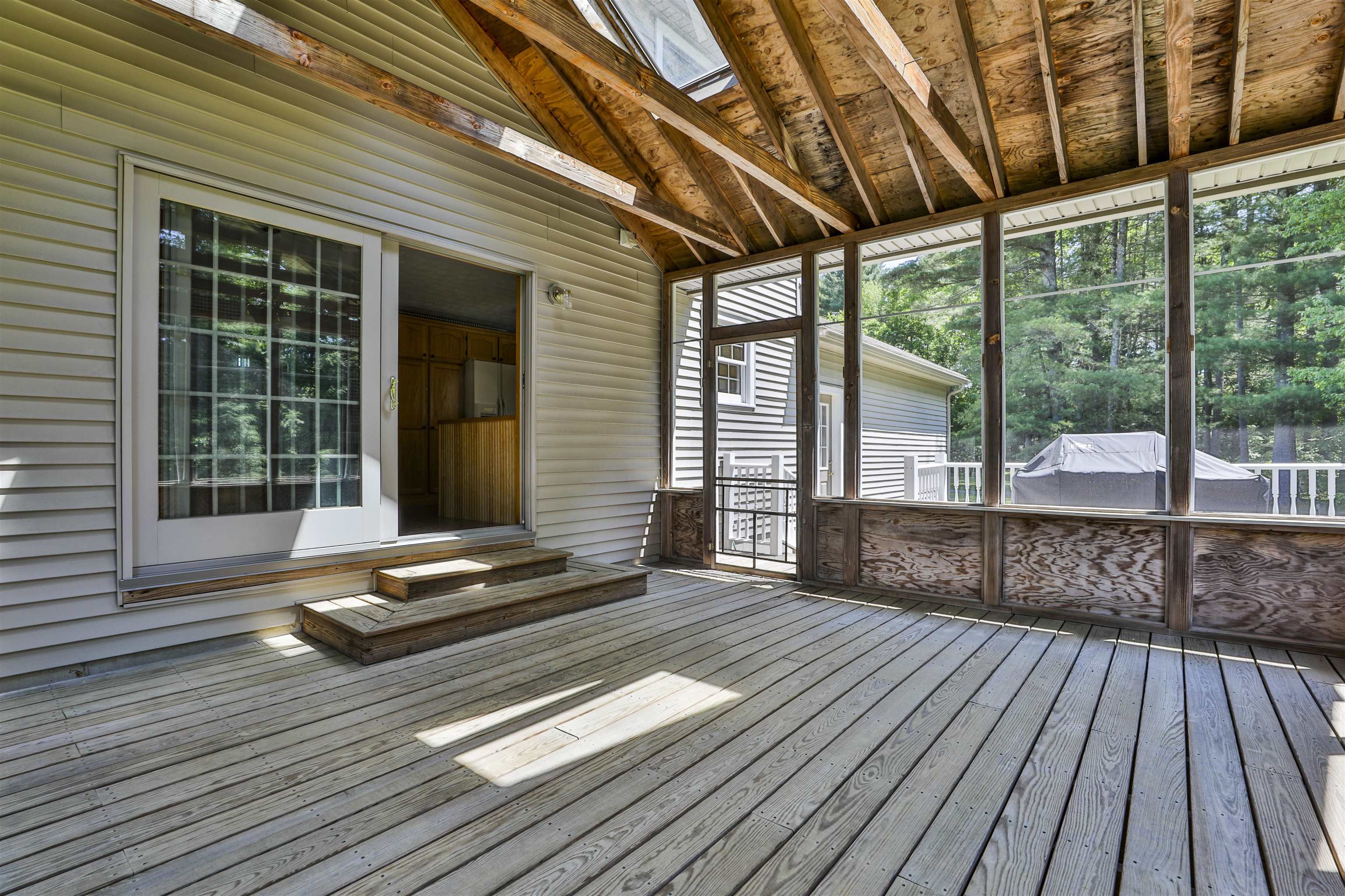 16 Tamarack Court