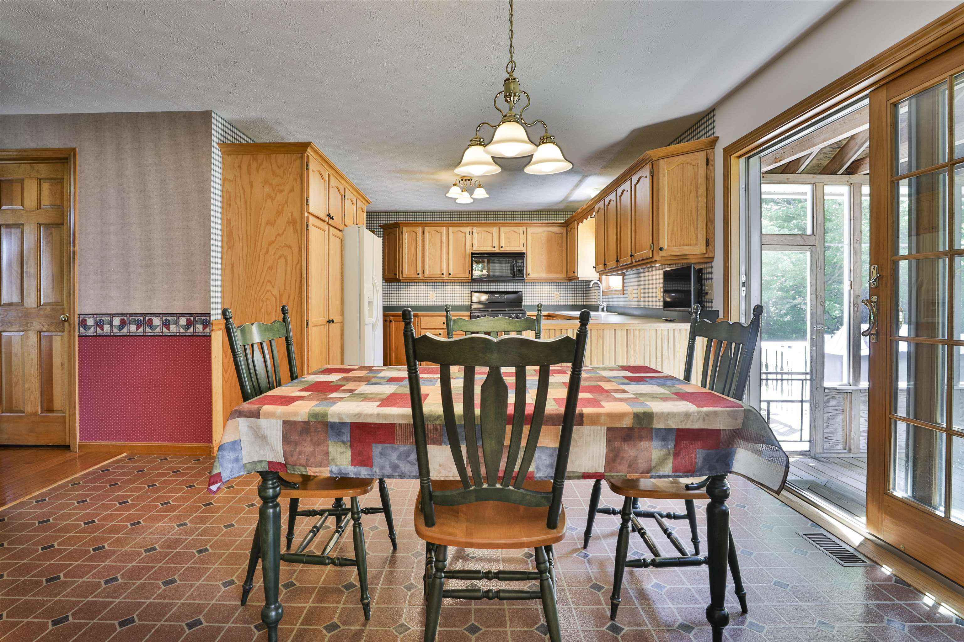16 Tamarack Court