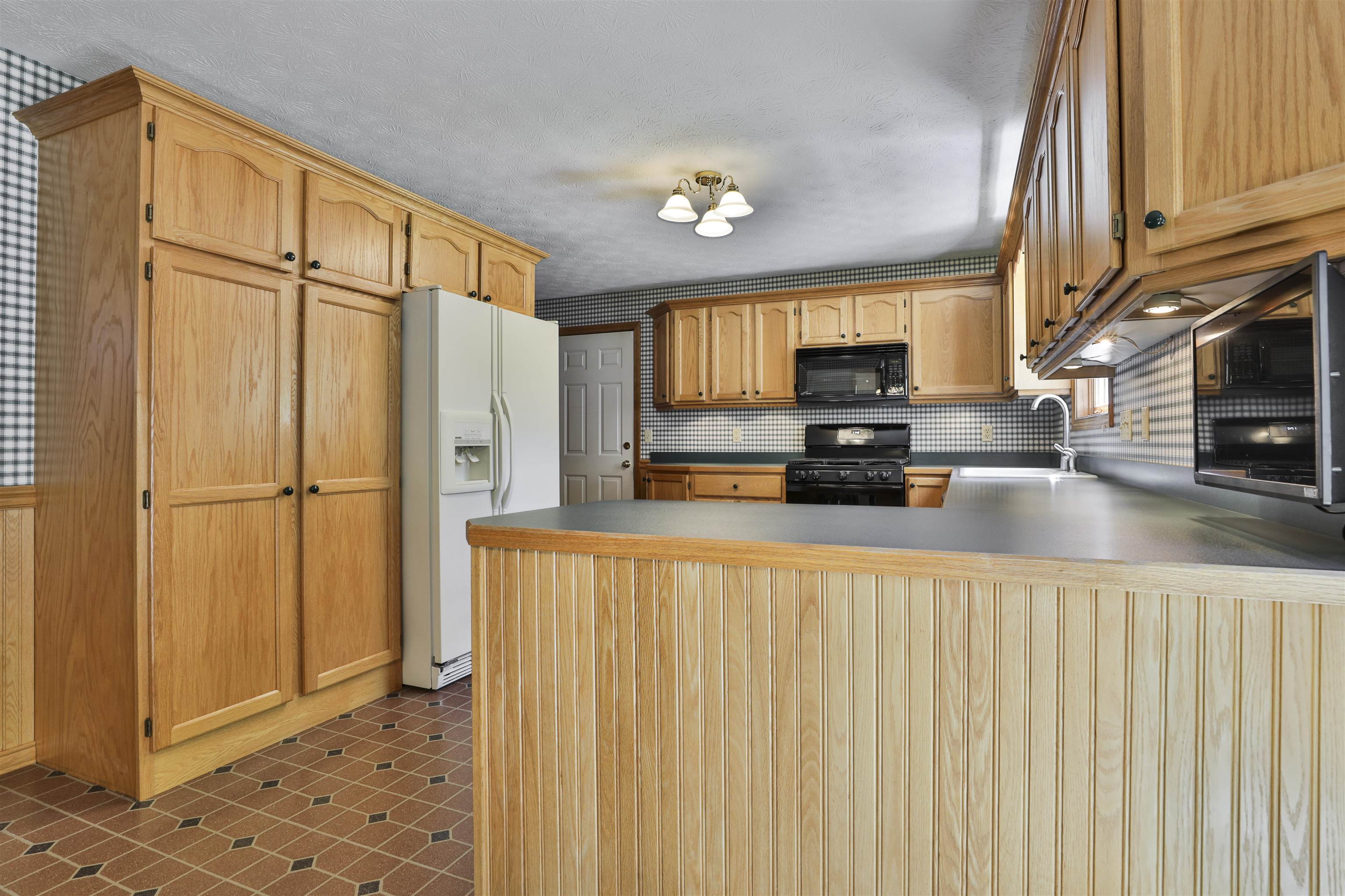 16 Tamarack Court