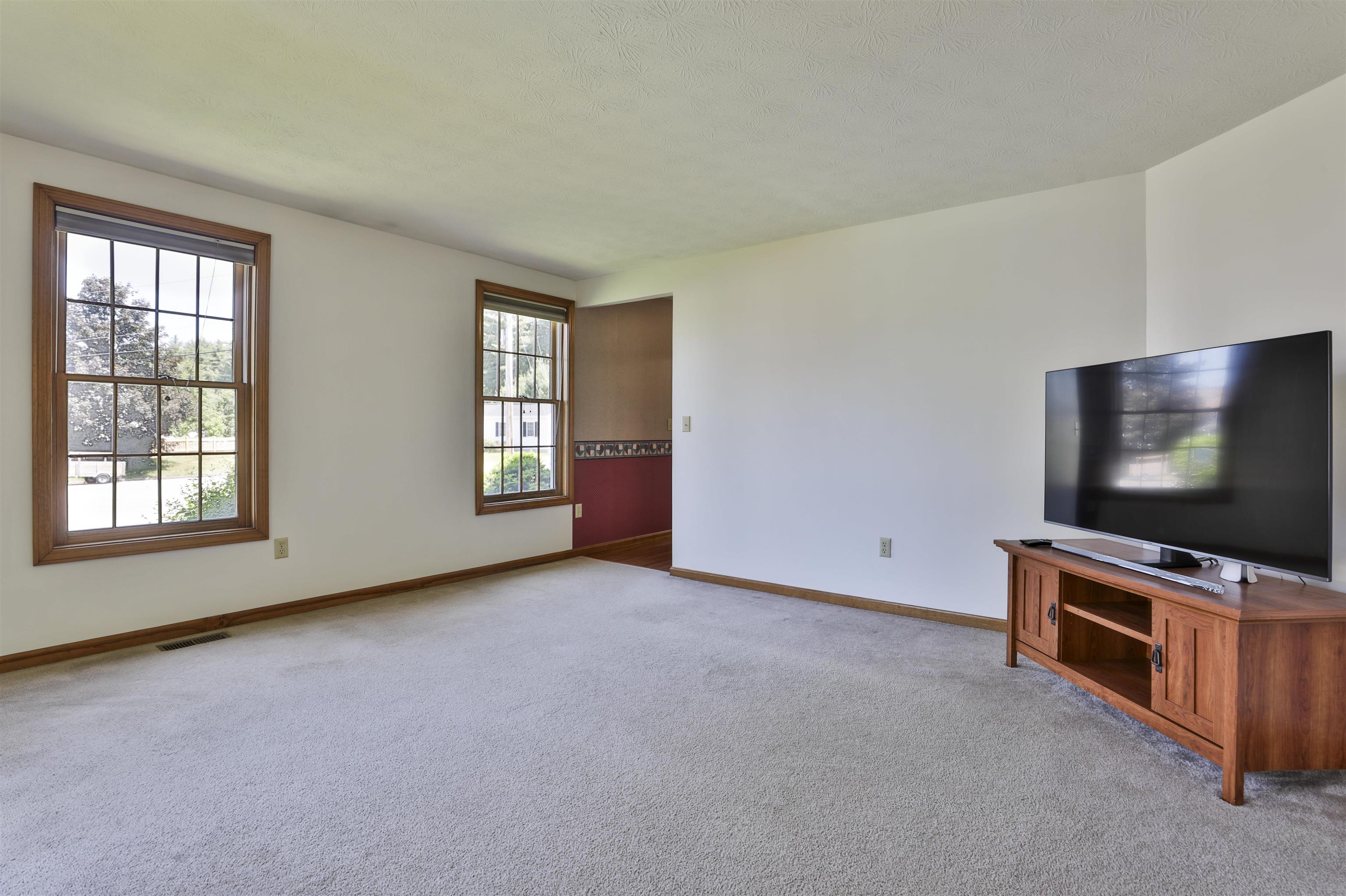 16 Tamarack Court
