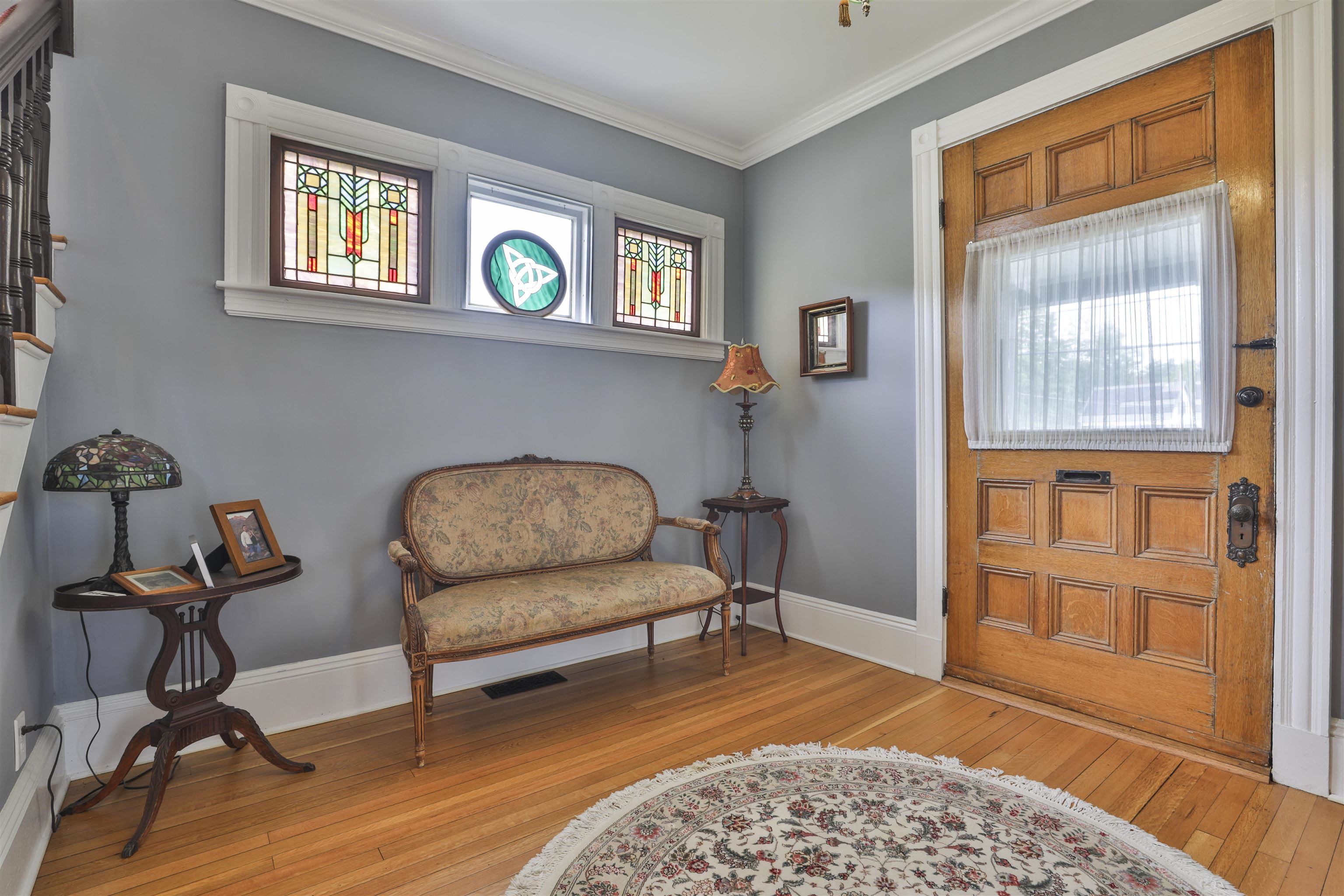 10 Hall Avenue