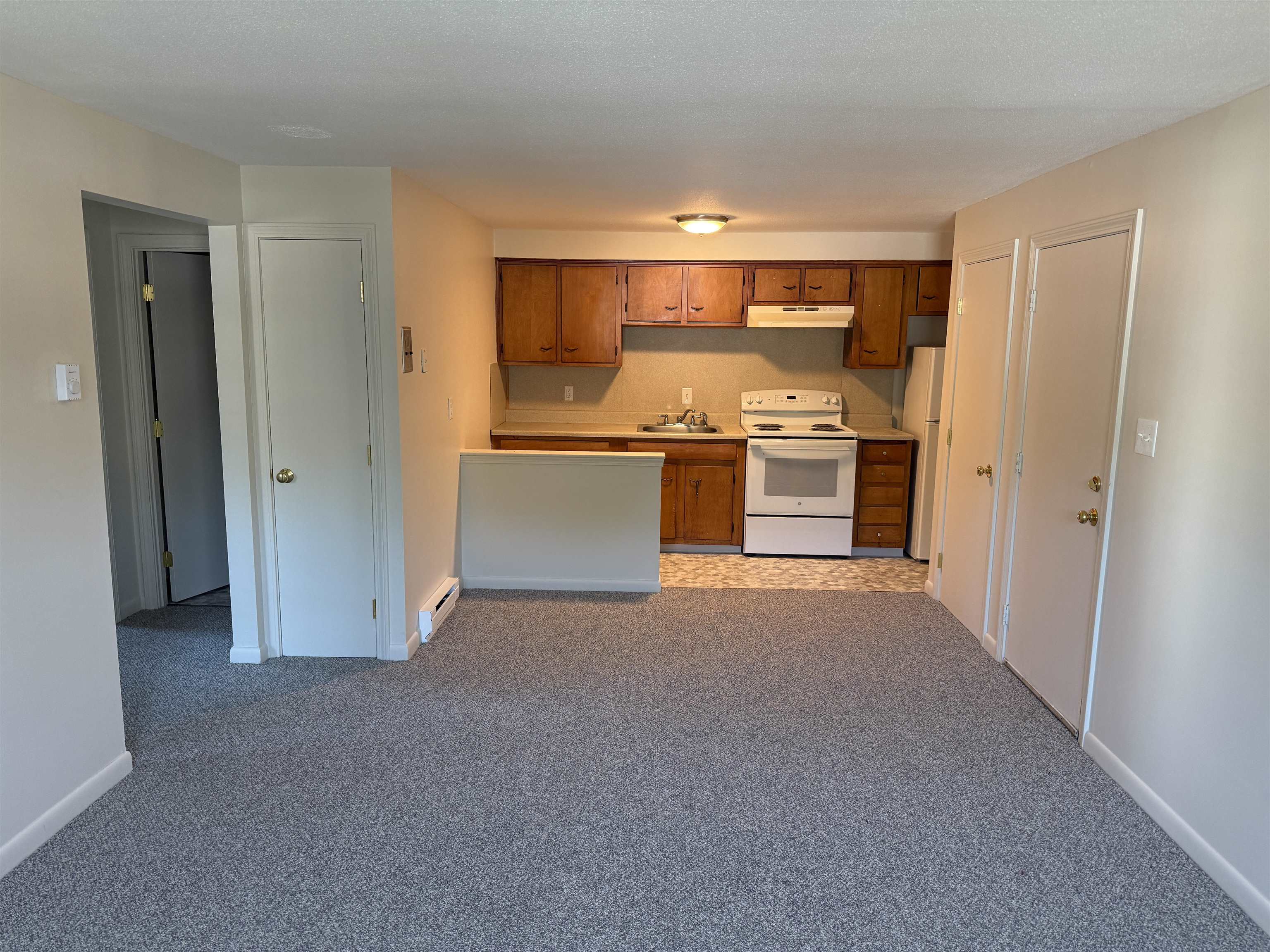 2 Grand Avenue Unit: 2