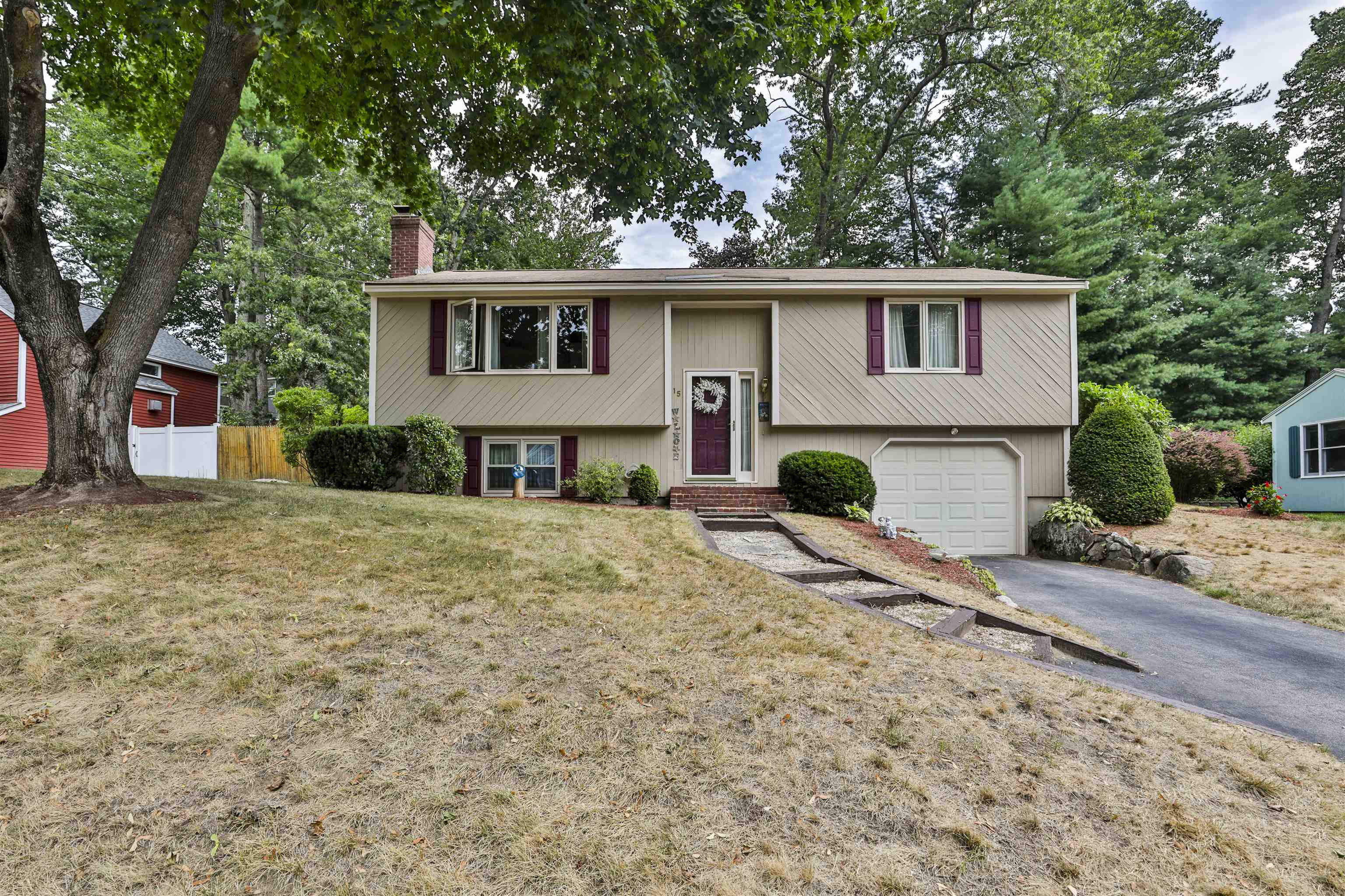 15 Hyacinth Drive